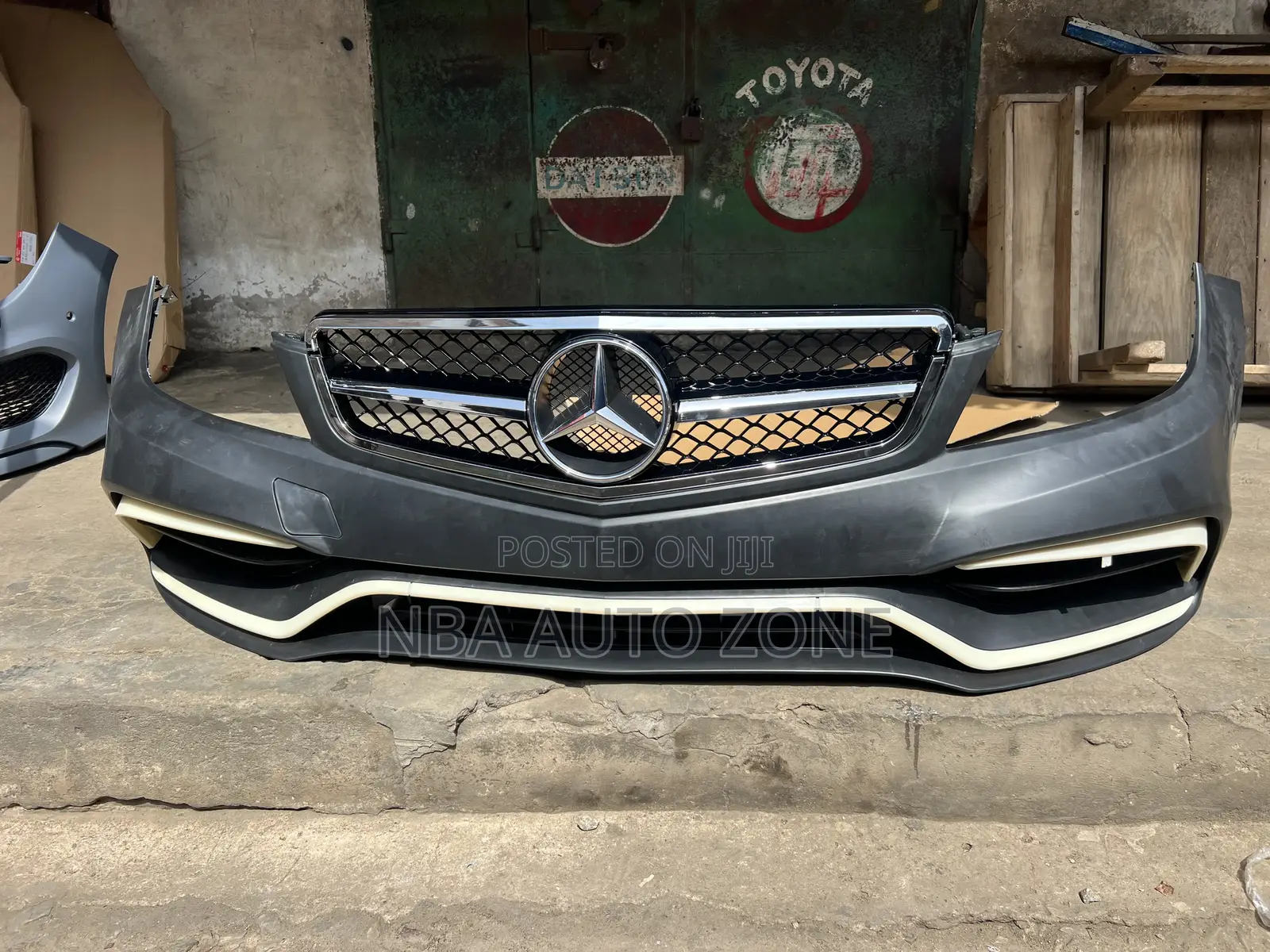 Mercedes Benz C250 Amg Sports Complete Bumper