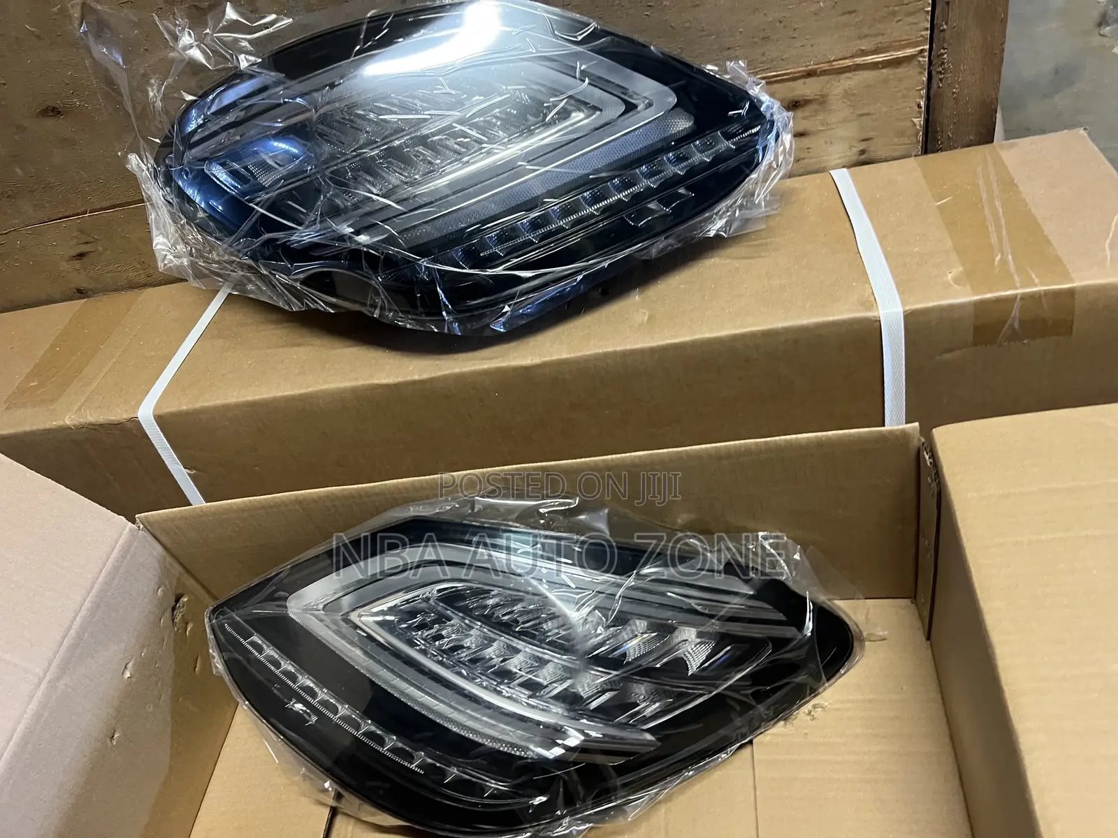 Mercedes Benz C300(C Spec Tail Light Pair