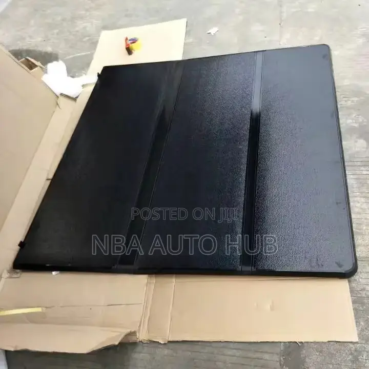 Toyota Tacoma Bucket Cover