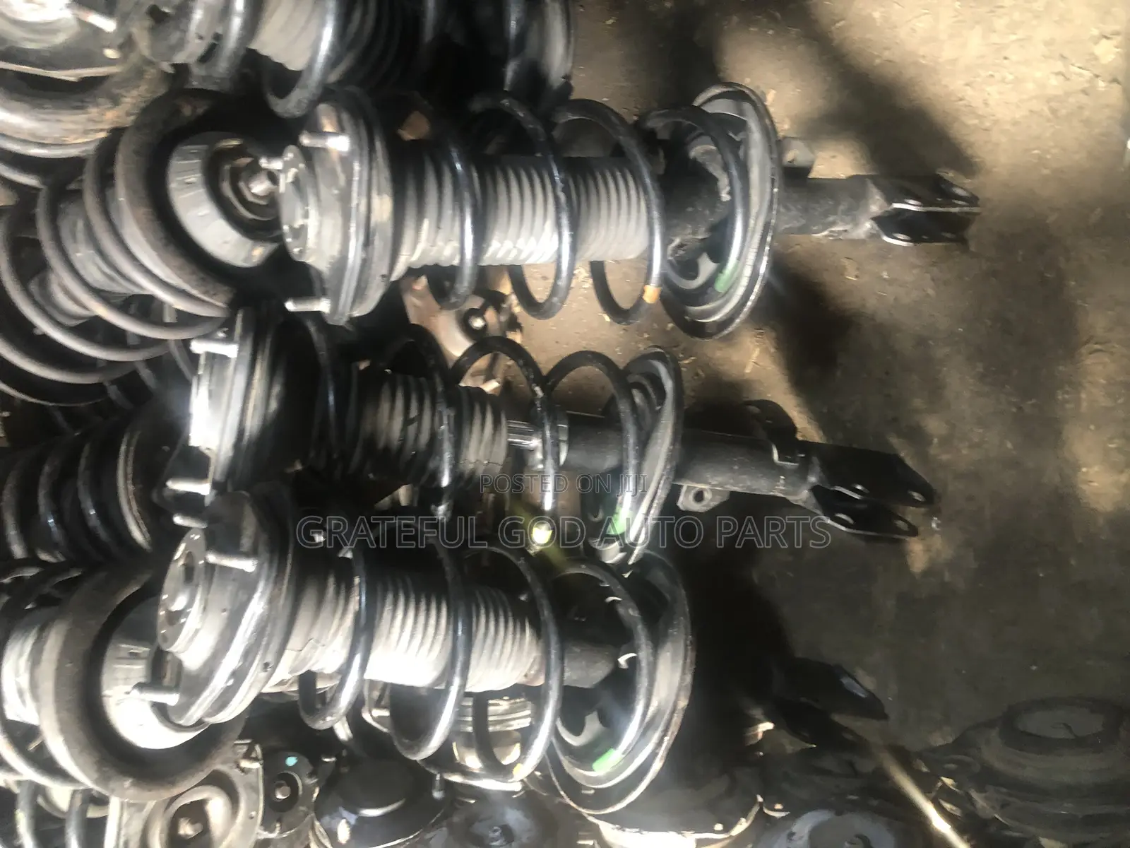 Toyota Voxy Shock Absorbers and All Other Spare Parts