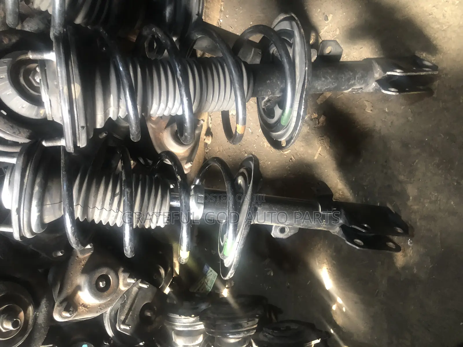 Toyota Voxy Shock Absorbers and All Other Spare Parts
