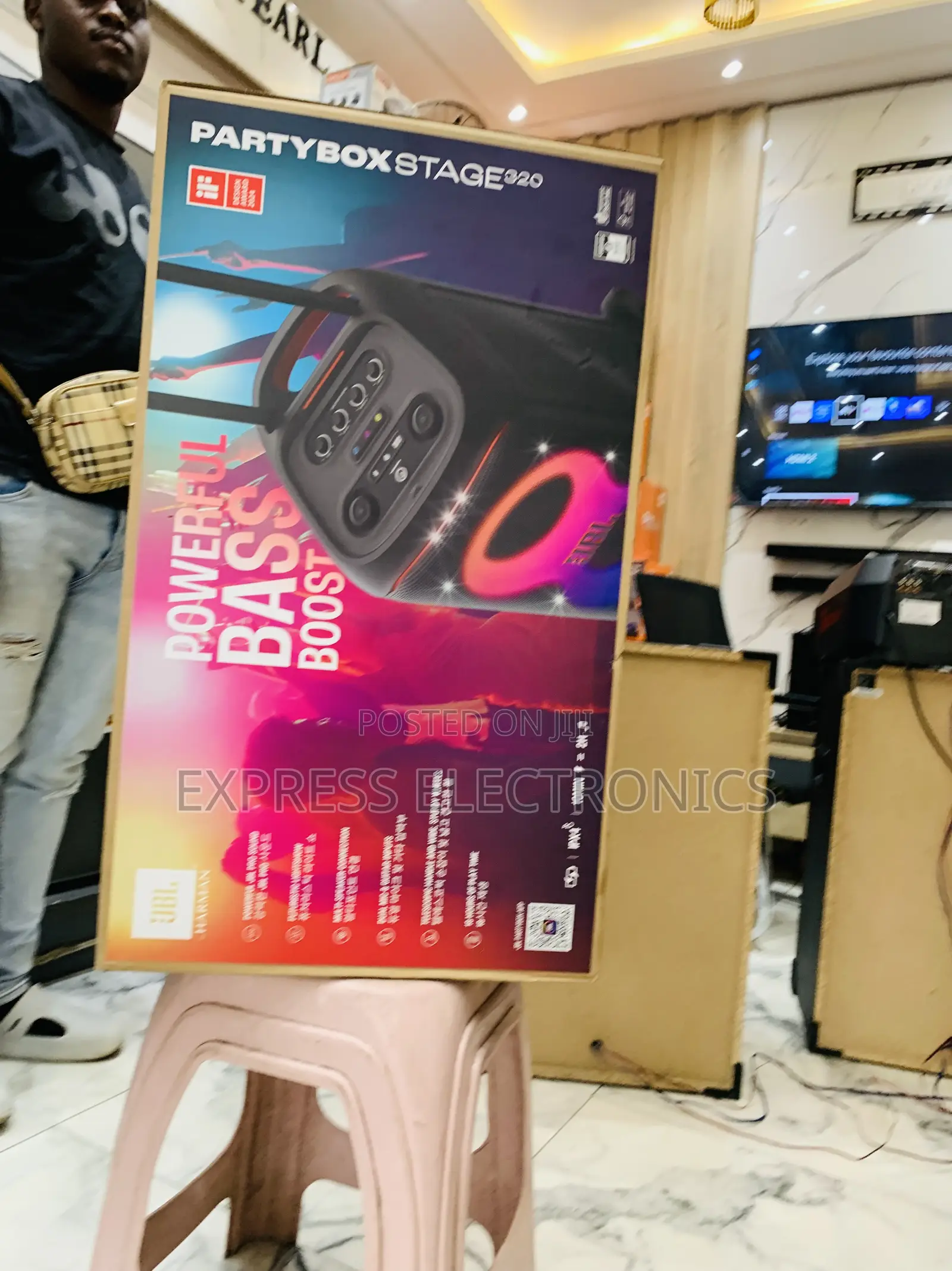 Spectacular Performance JBL 320 Bluetooth Speaker
