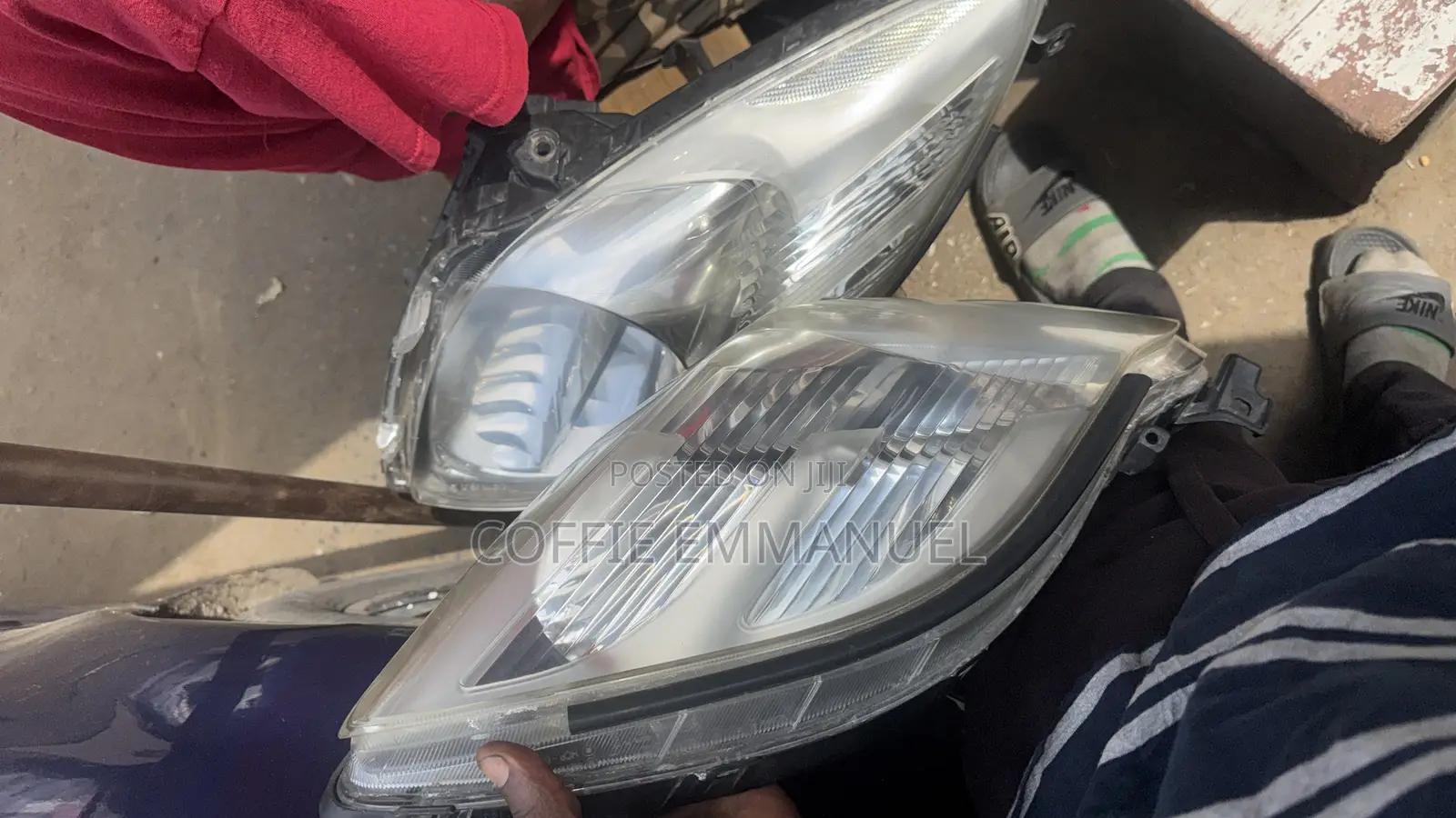 Toyota Vitz Chargeable Headlight 2009 2010 2011 2012