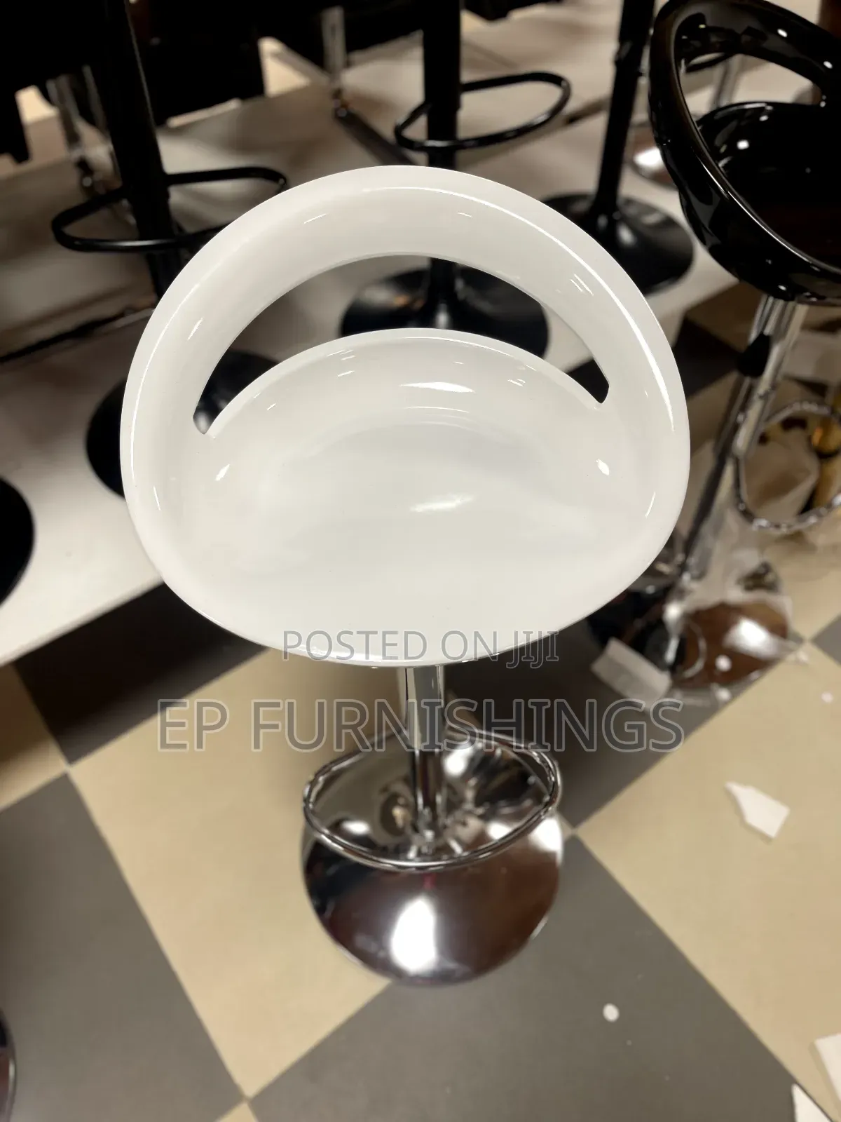 Round Bar Chair