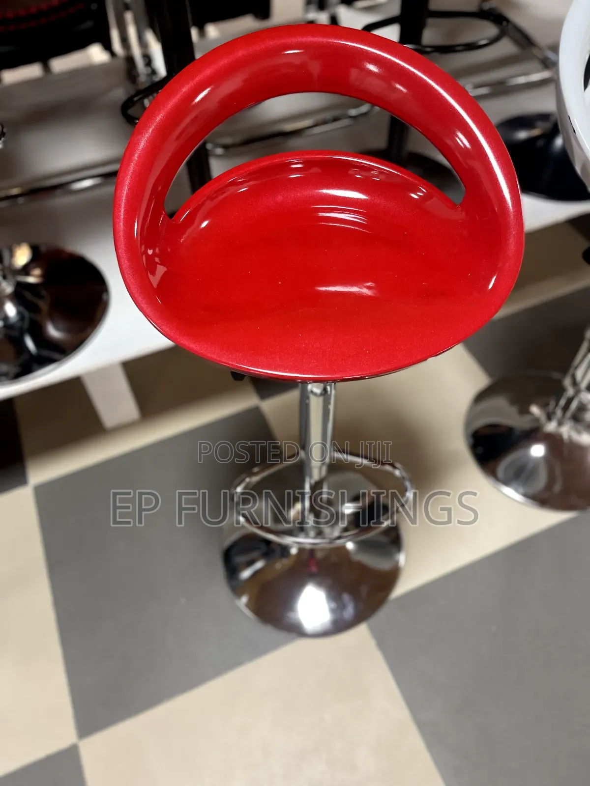Round Bar Chair