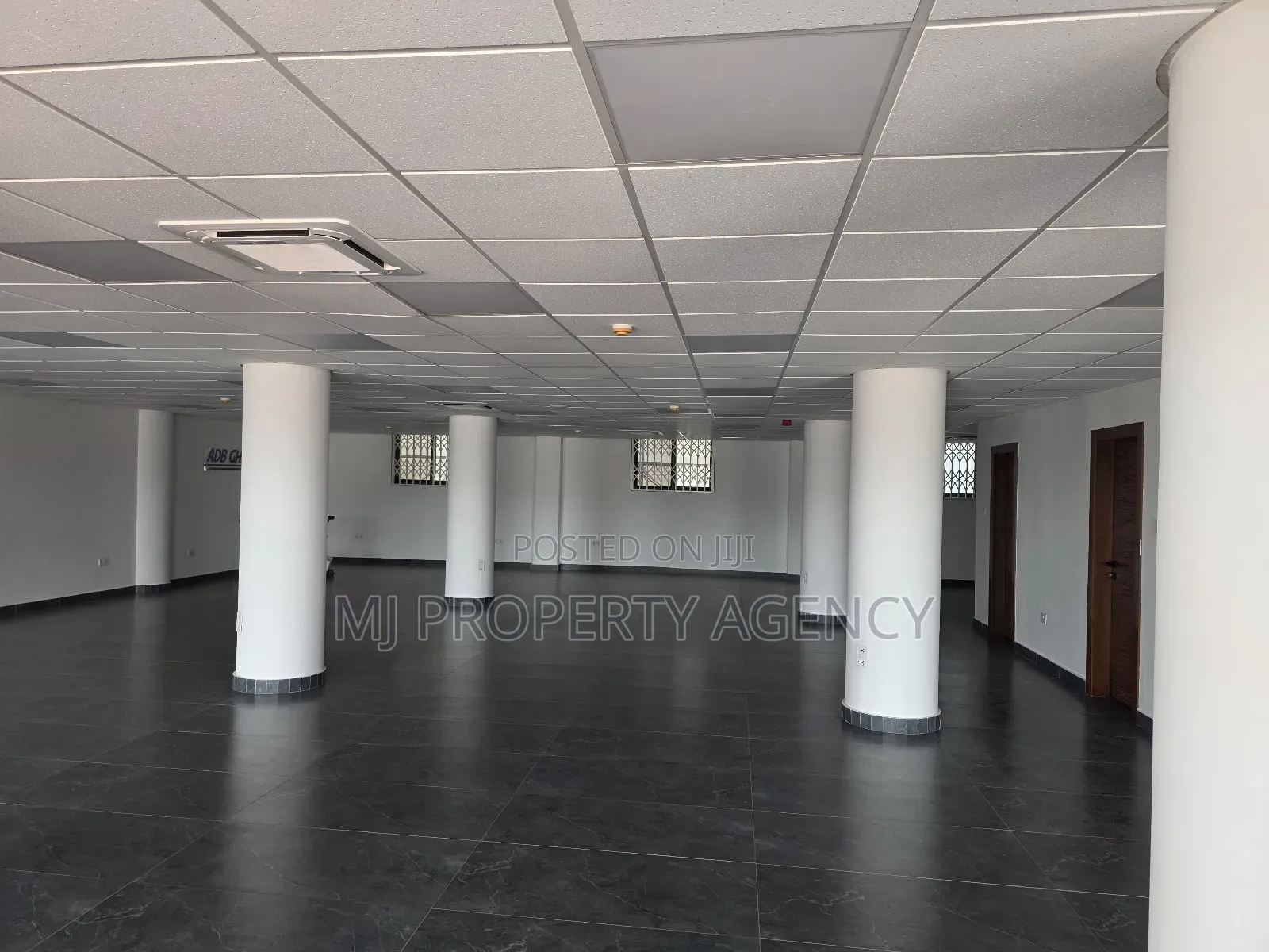 200 400 SQM Showroom/ Office Space