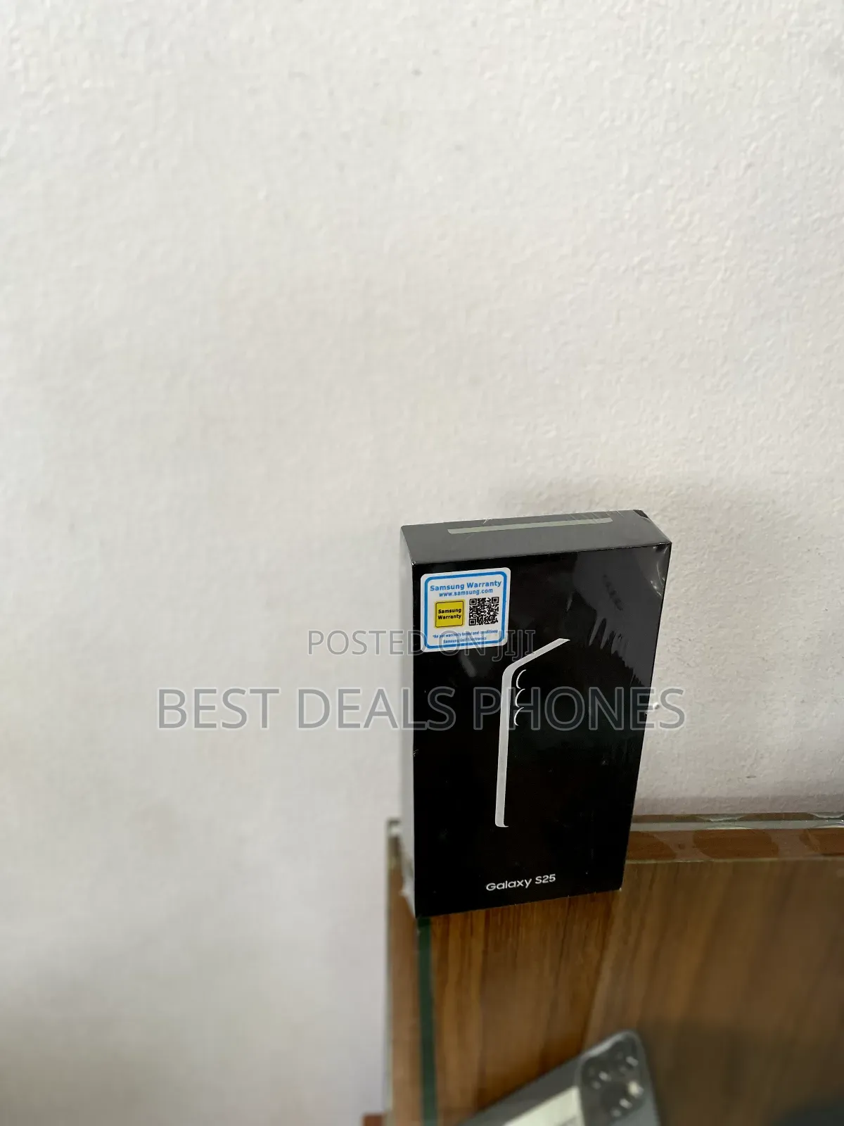 New Samsung Galaxy S25 256 GB White