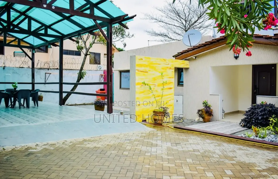 Furnished 2bdrm House in Labone for sale