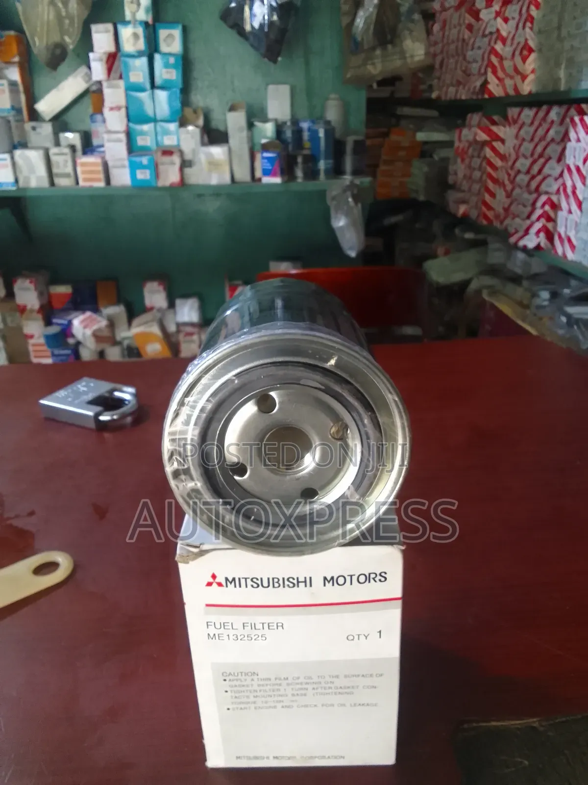 Mitsubishi Me132525 Fuel Filter