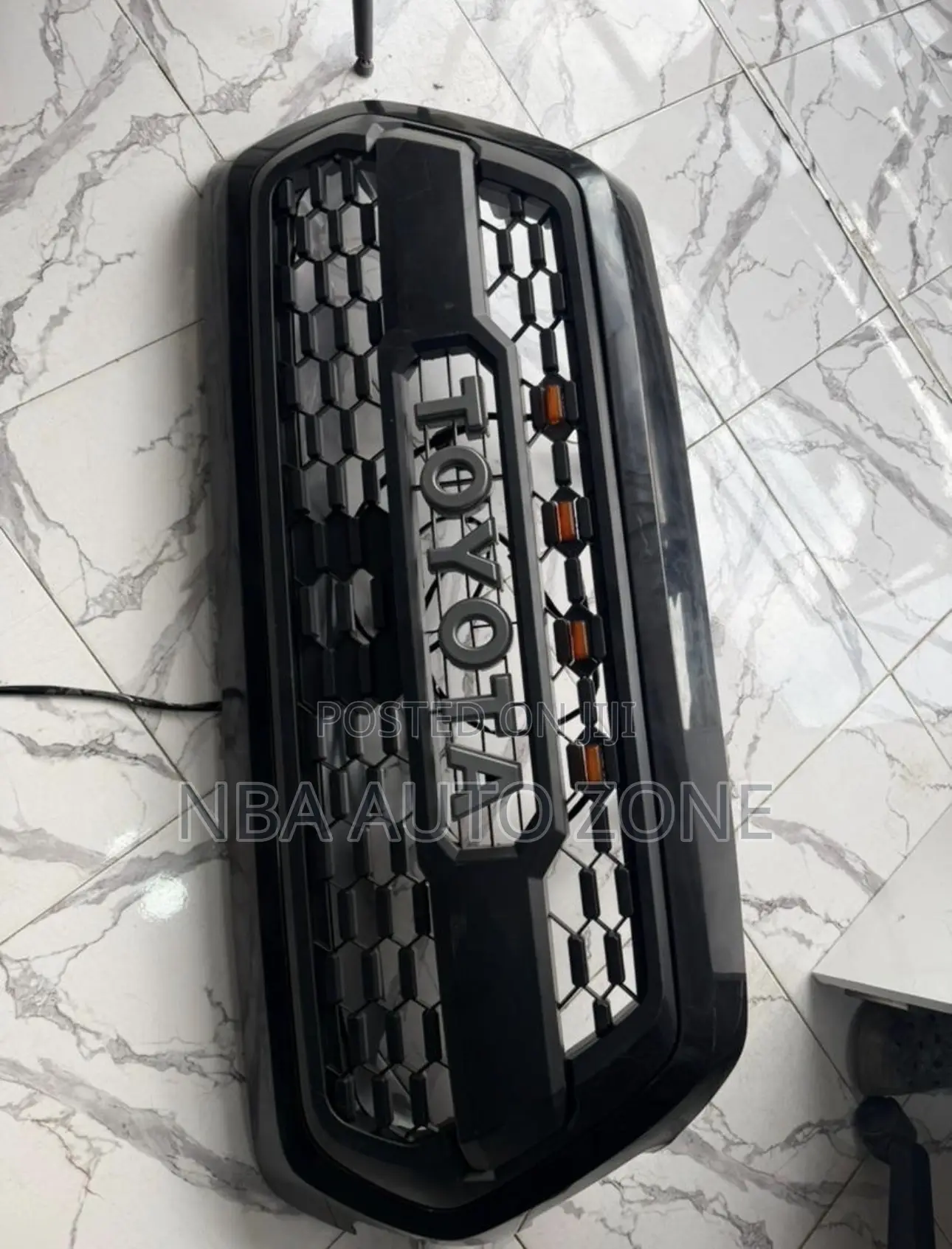 Toyota Tacoma 2016-22 Spec Top Grille