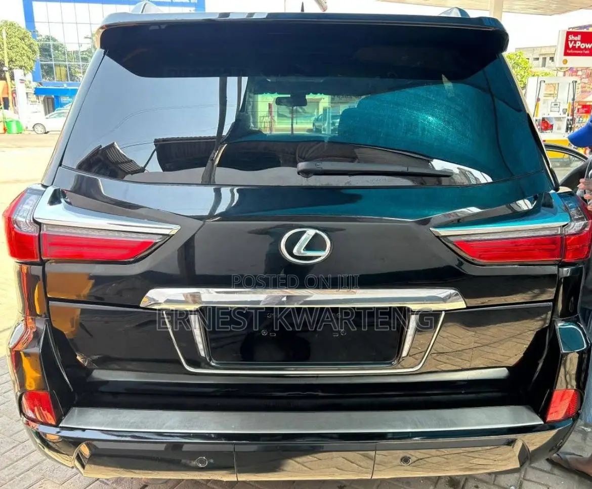 Lexus LX 570 AWD 2015 Black