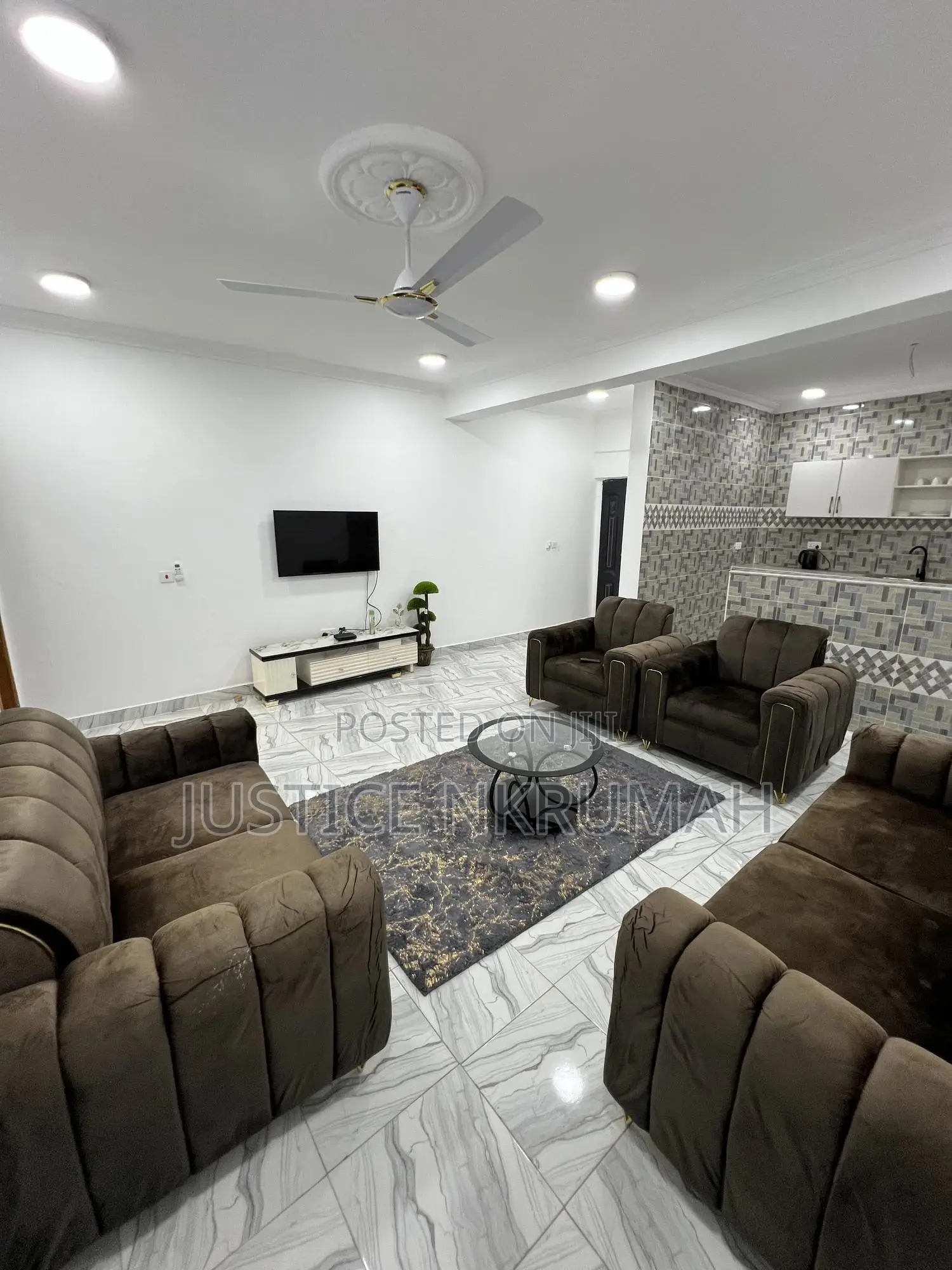 1bdrm Apartment in Mr Justice Estate, Old Barrier for rent