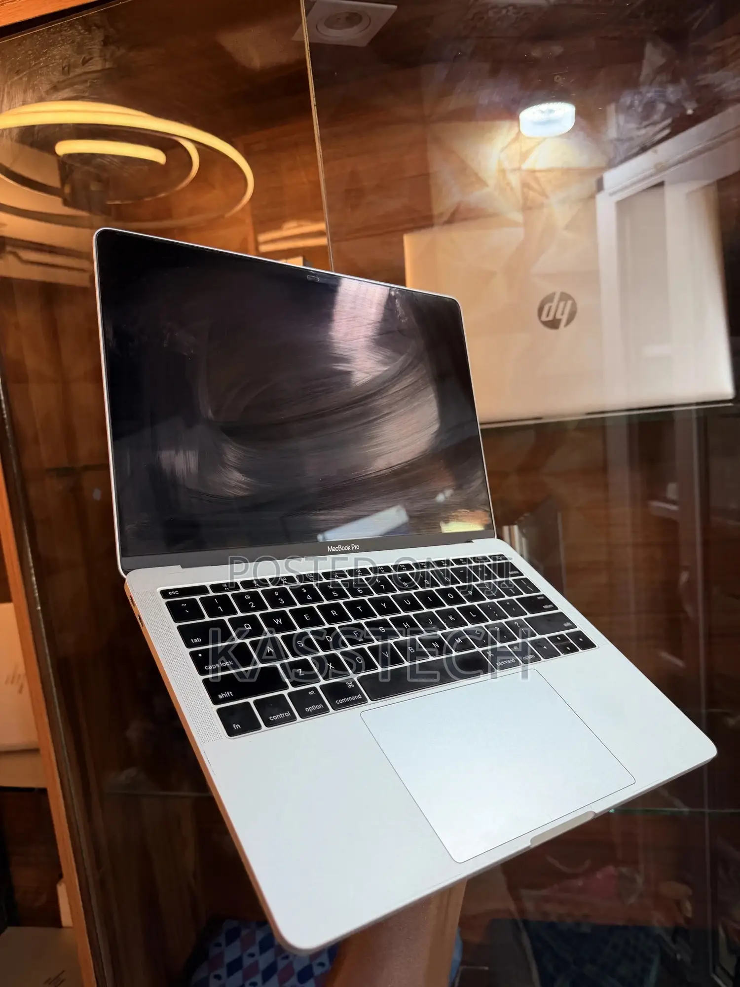 Laptop Apple MacBook Pro 8GB Intel Core I5 SSD 256GB