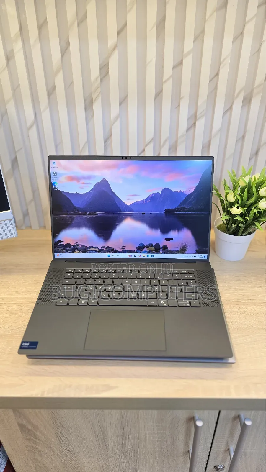Laptop Dell Precision 5690 32GB Intel Core Ultra 7 SSD 2T