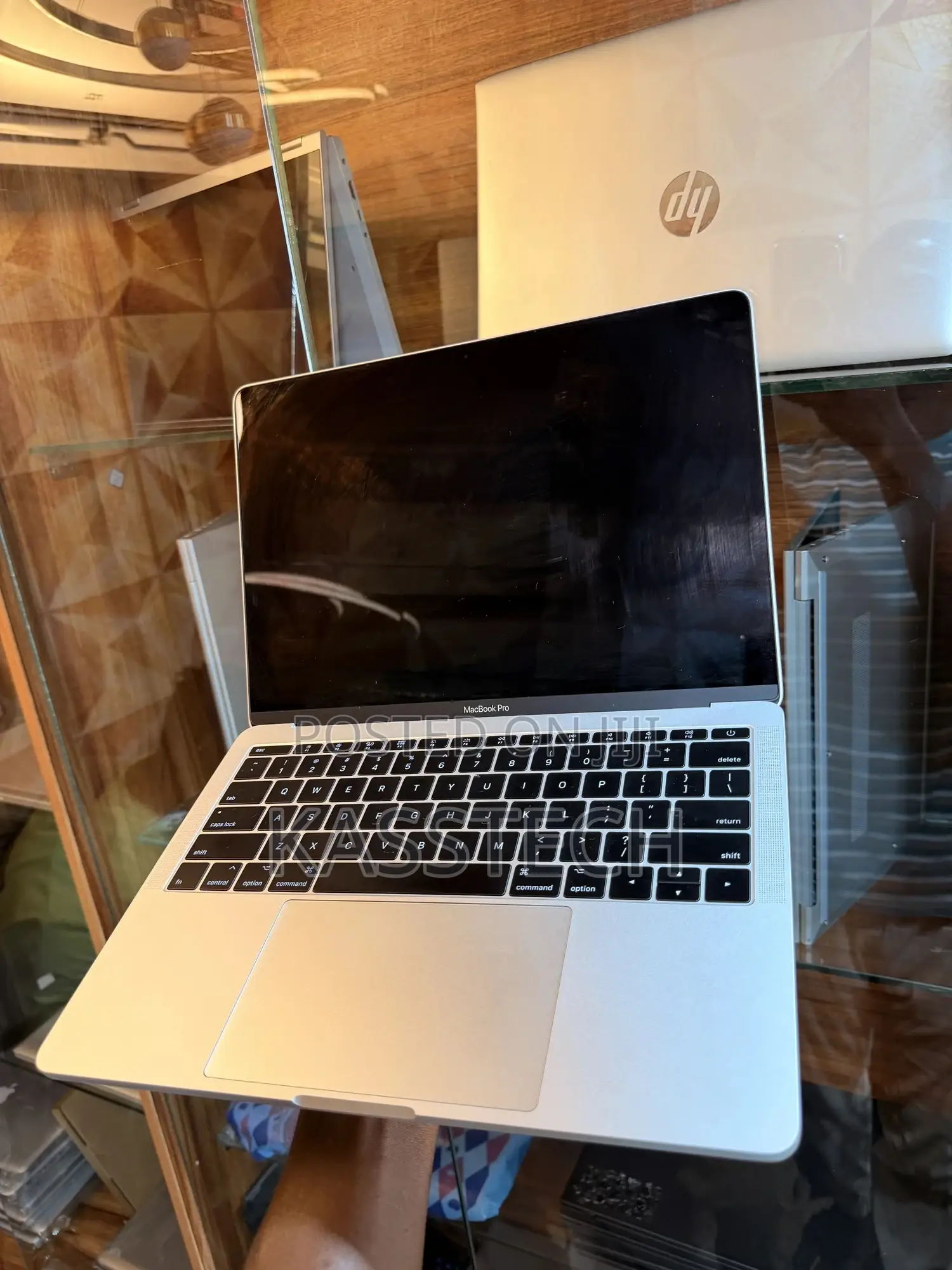 Laptop Apple MacBook Pro 8GB Intel Core I5 SSD 256GB