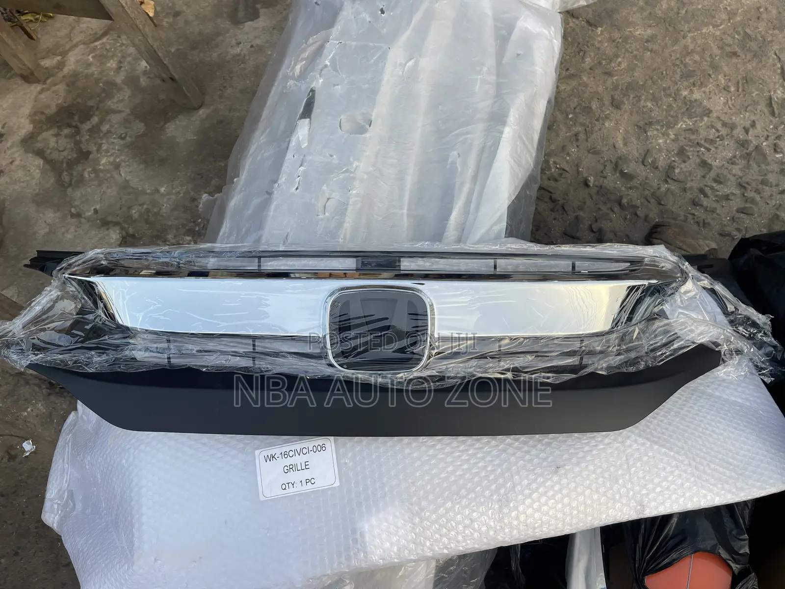 Honda Civic 2016-18 Top Grille