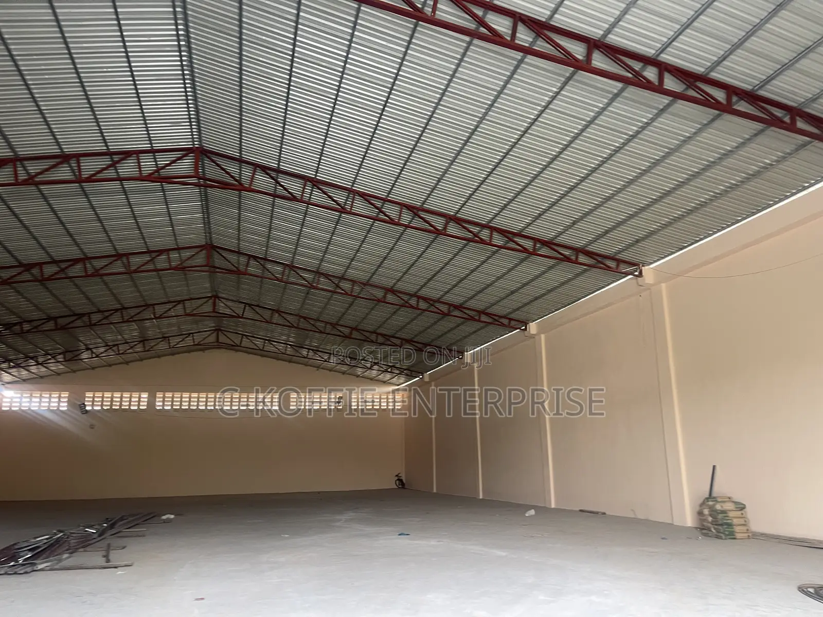 1000 SQM Warehouse at Spintex for Rent