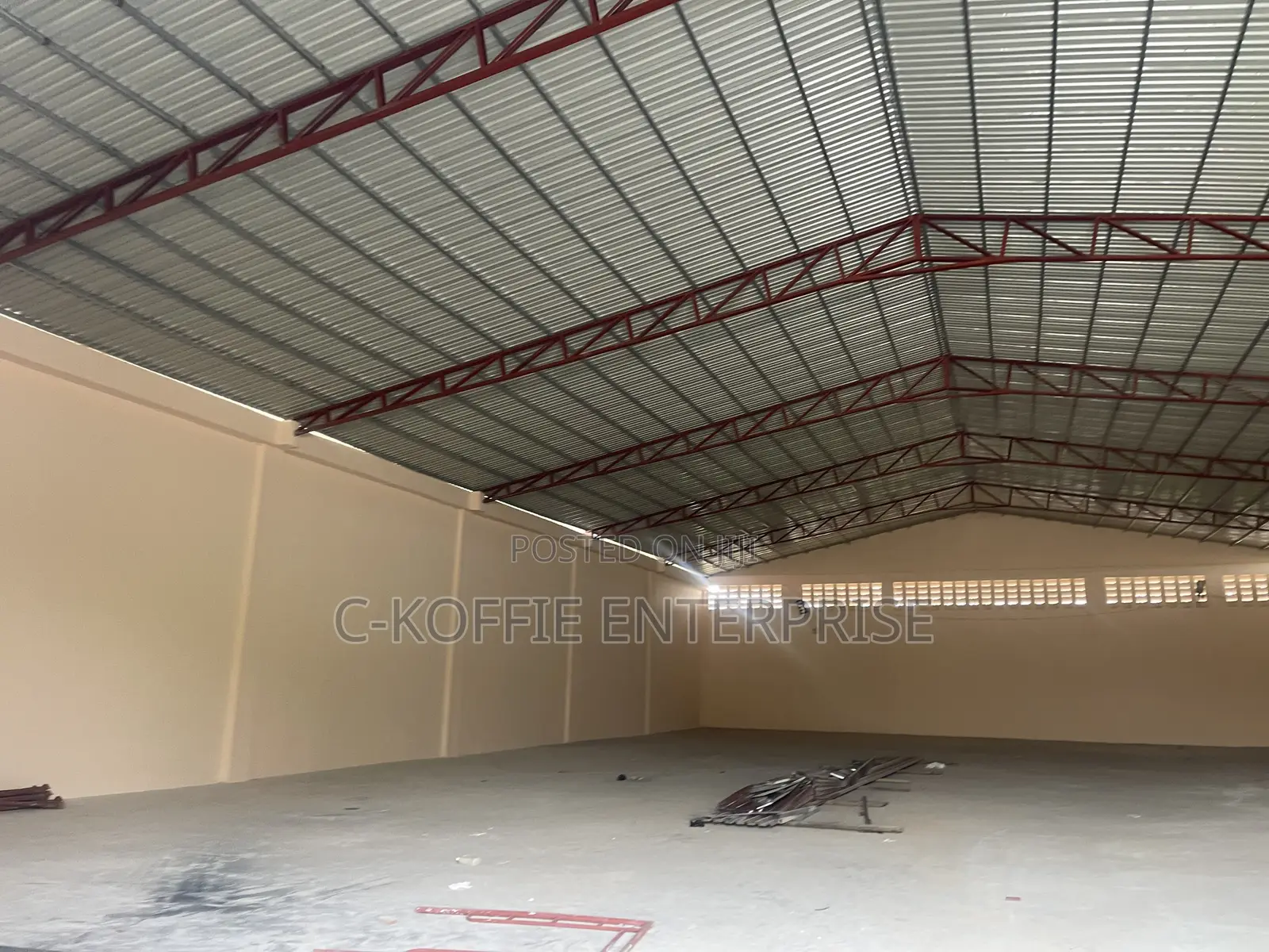 1000 SQM Warehouse at Spintex for Rent