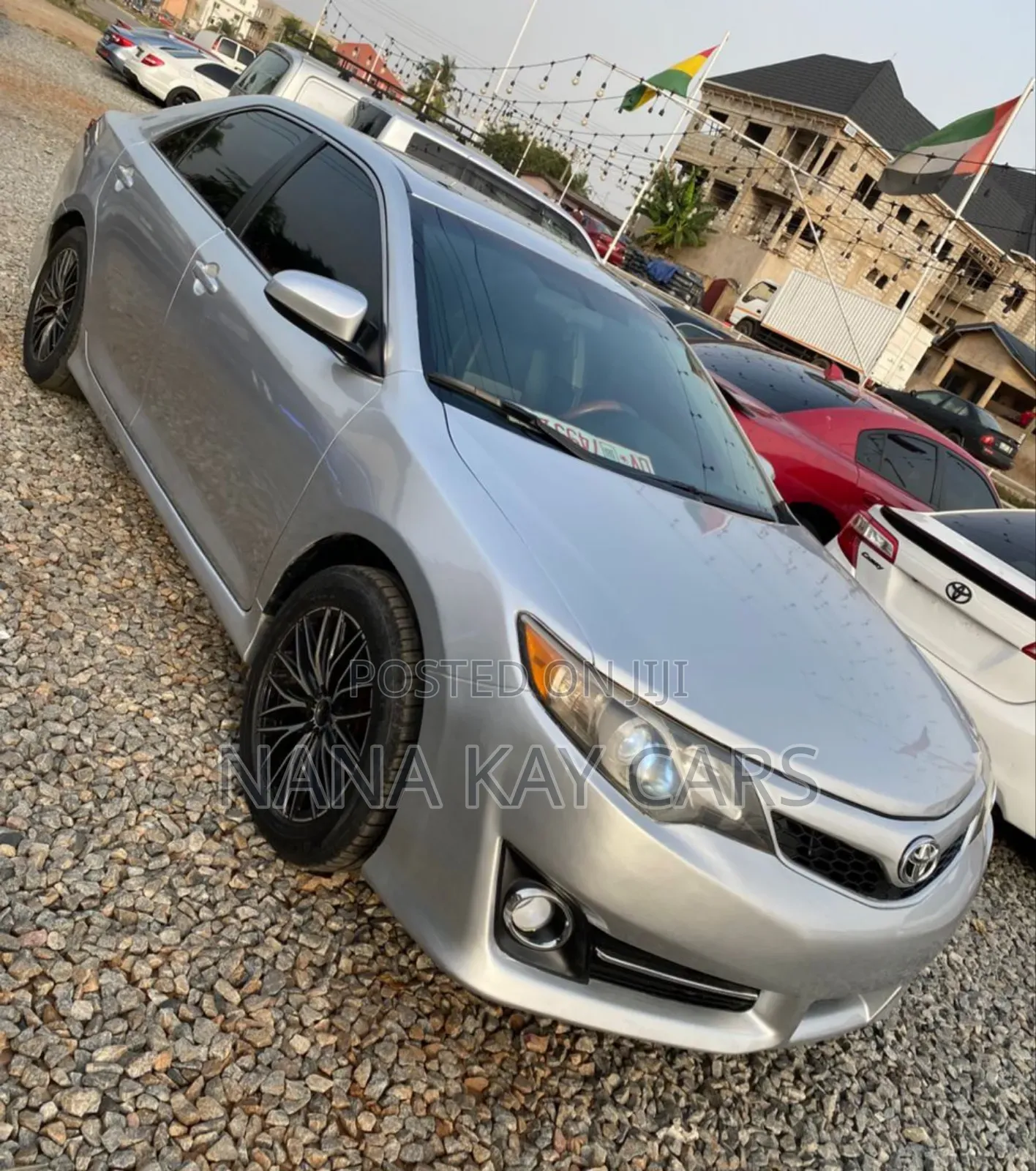 Toyota Camry SE 4dr Sedan (2.5L 4cyl 6A) 2013 Silver