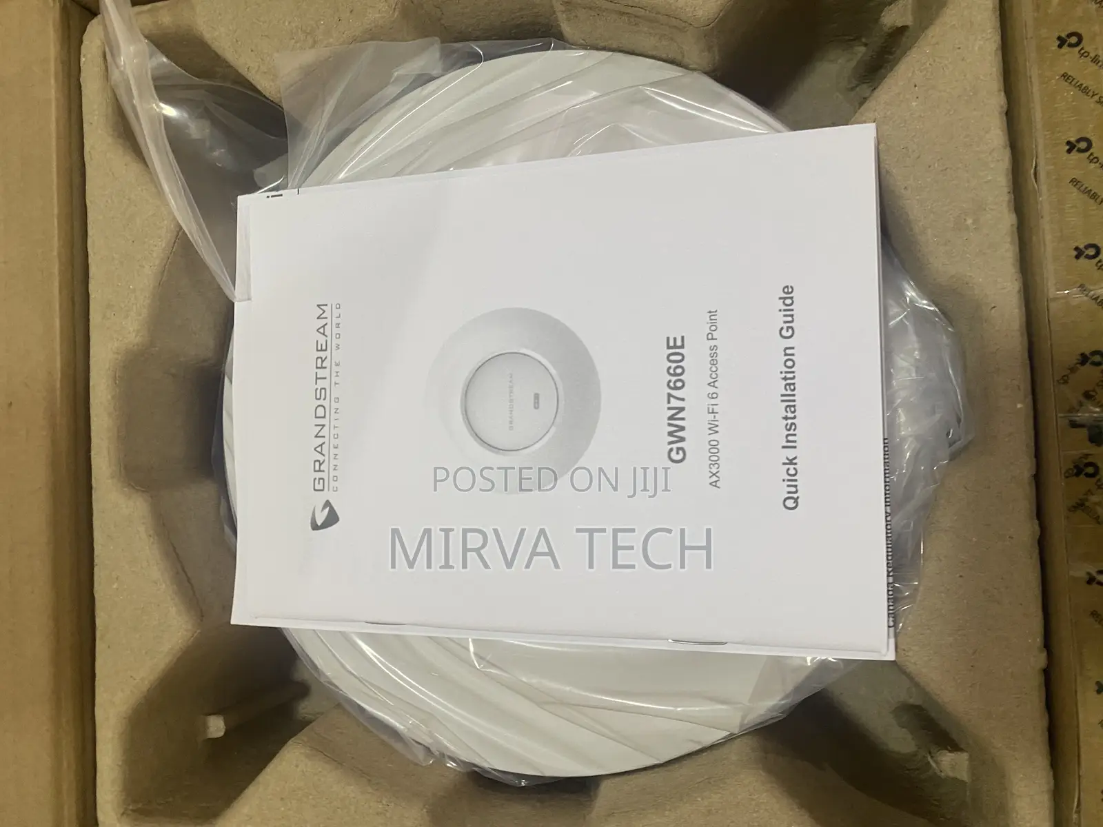 Grandstream Ax3000 Wi-Fi 6 Ceilling Mount Access Point Gwn7660e
