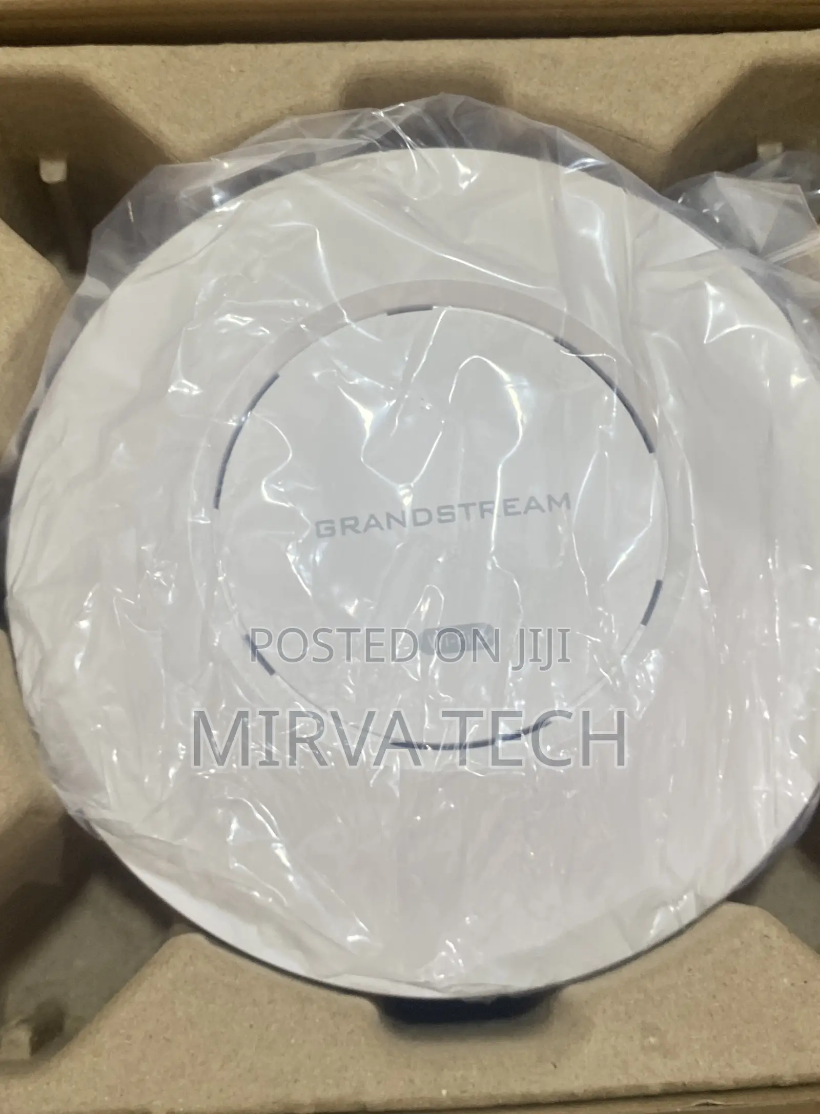 Grandstream Ax3000 Wi-Fi 6 Ceilling Mount Access Point Gwn7660e