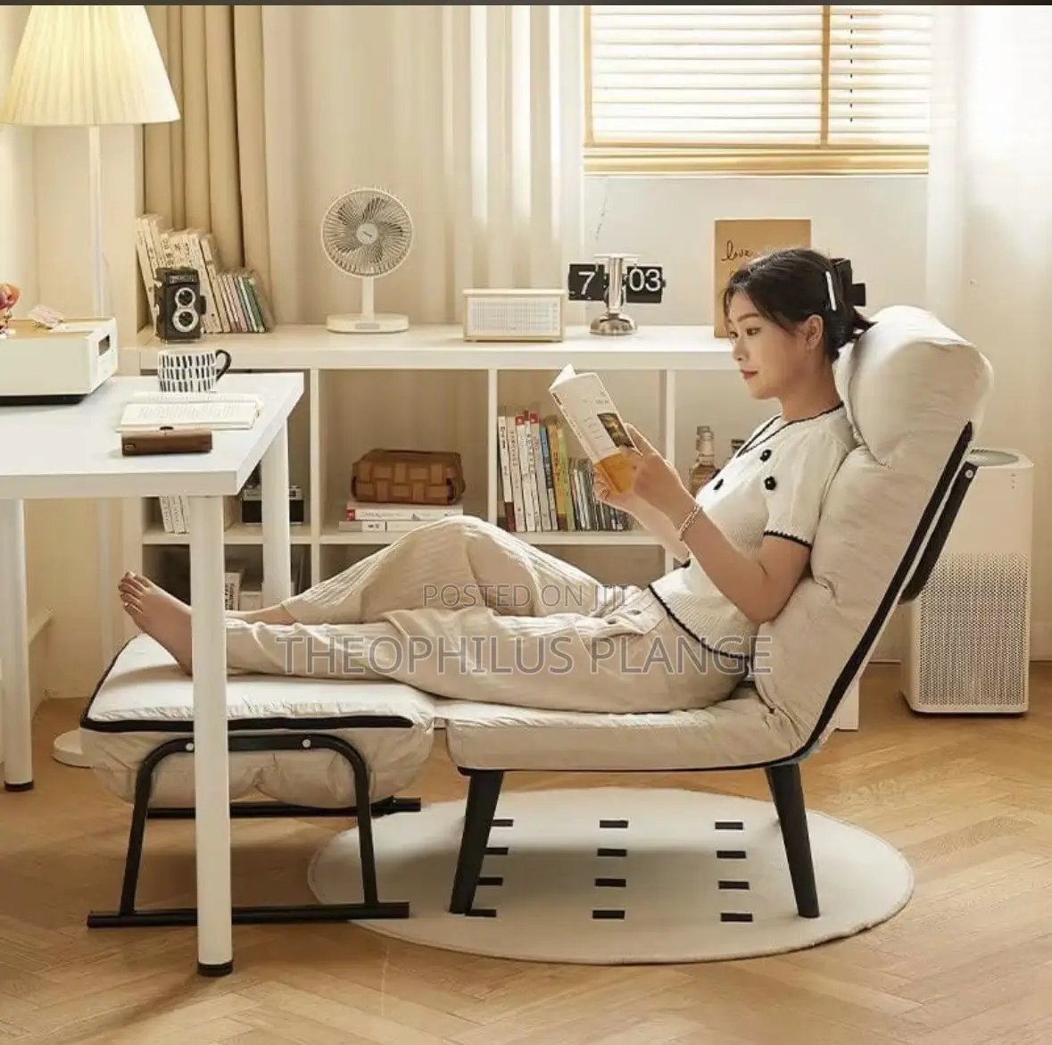 3 in 1 Single Sofa With Leg Rest. / Relaxing Chair