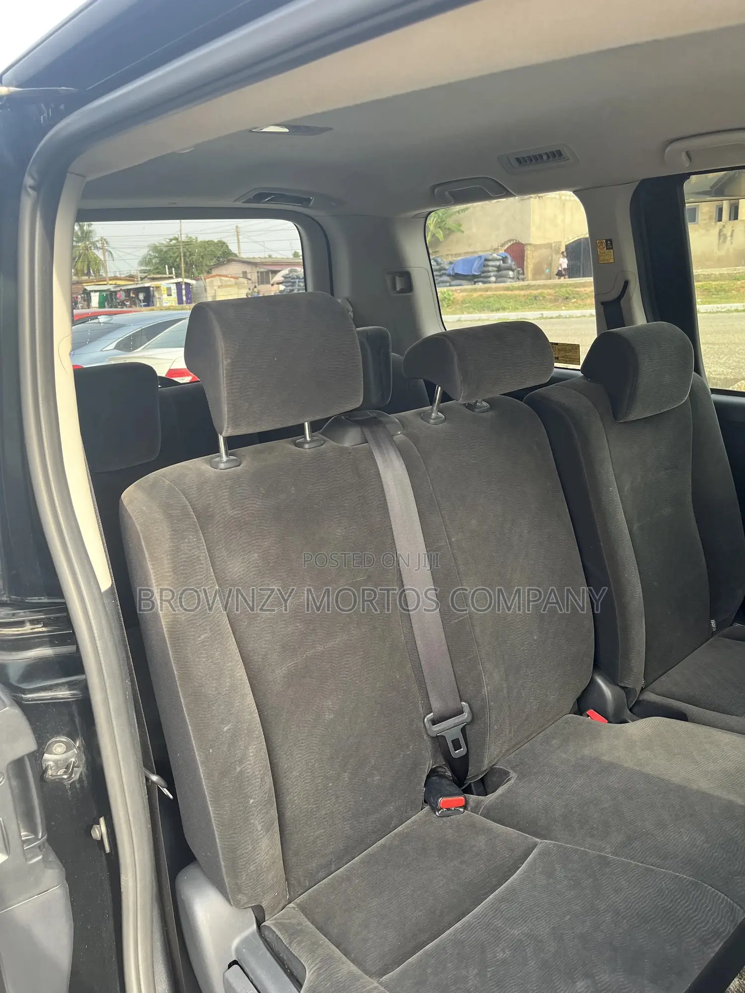 Toyota Voxy 2010 Black