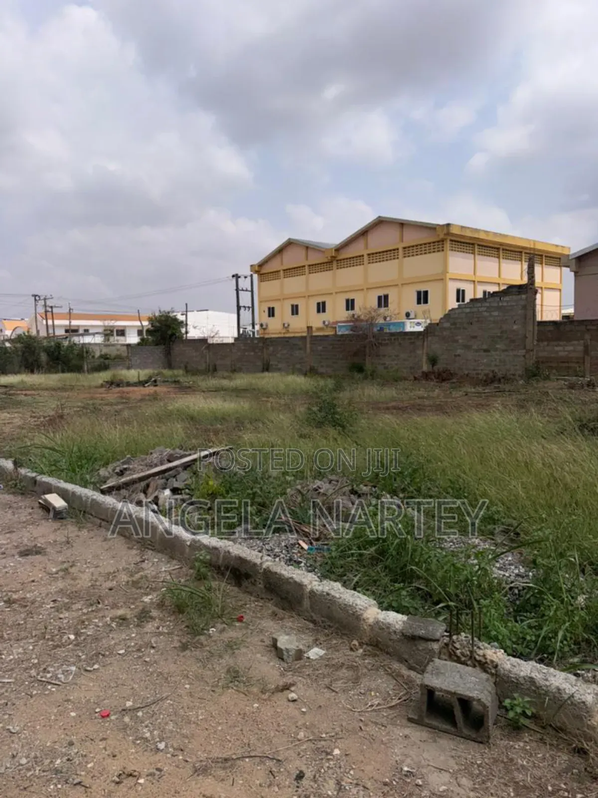 1450 Square Meter Warehouse for Sale at Spintex