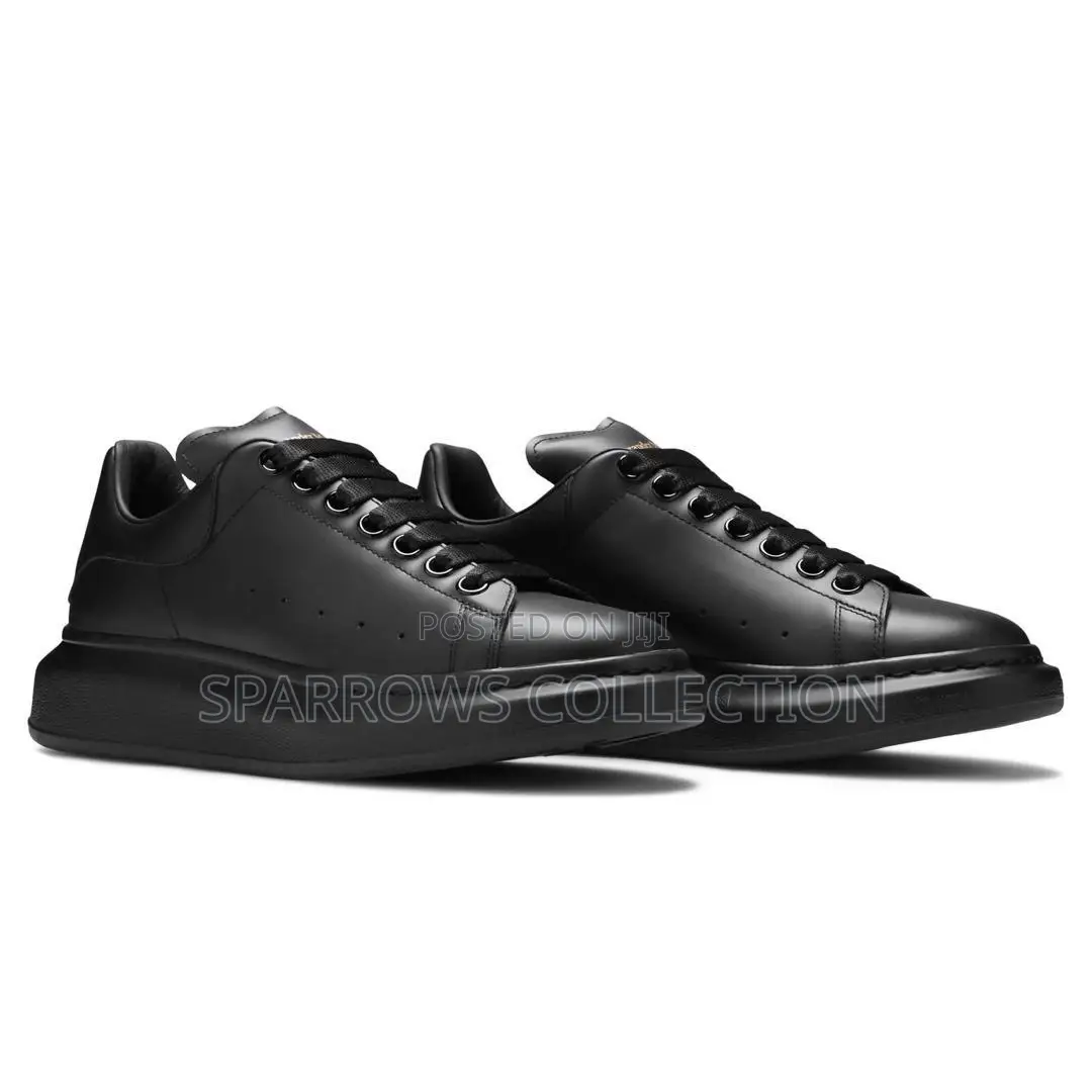 Alexander McQueen All Black