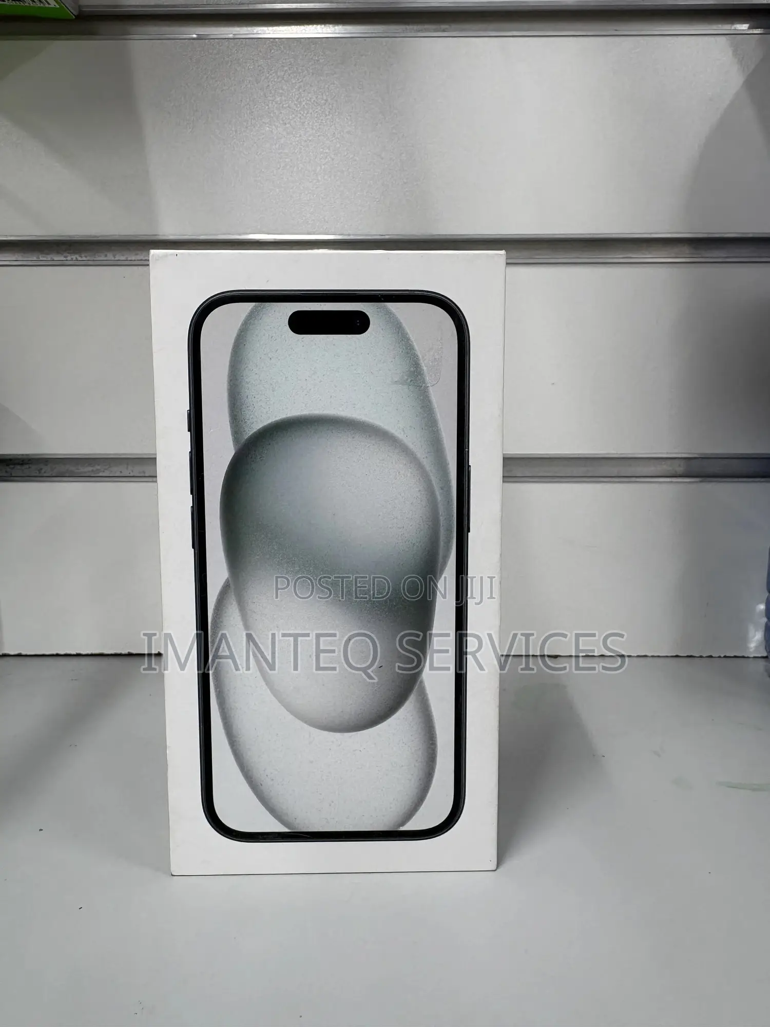 New Apple iPhone 15 128 GB Black