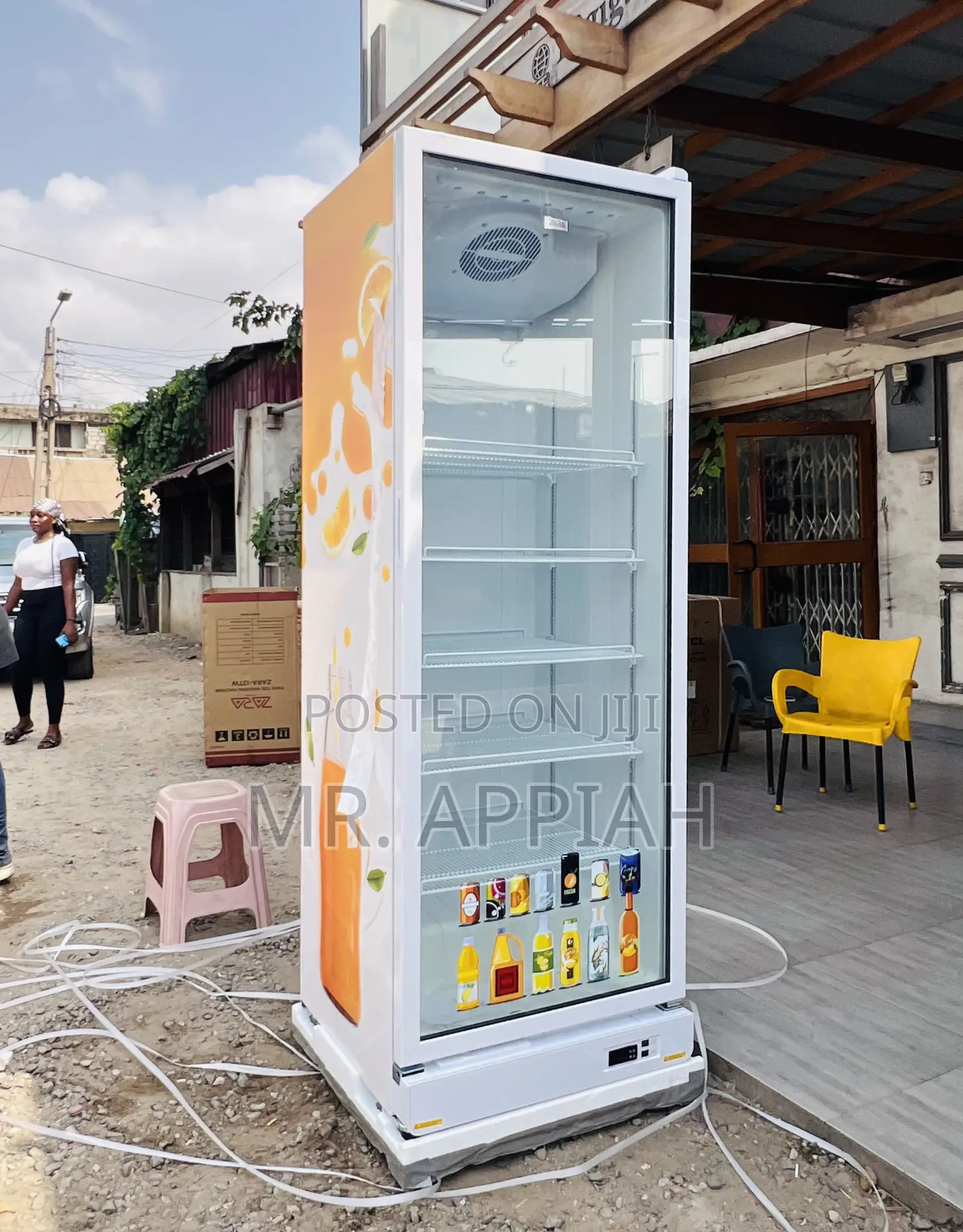 Quiet Operating Zara-600dfg Single Door Display Refrigerator 