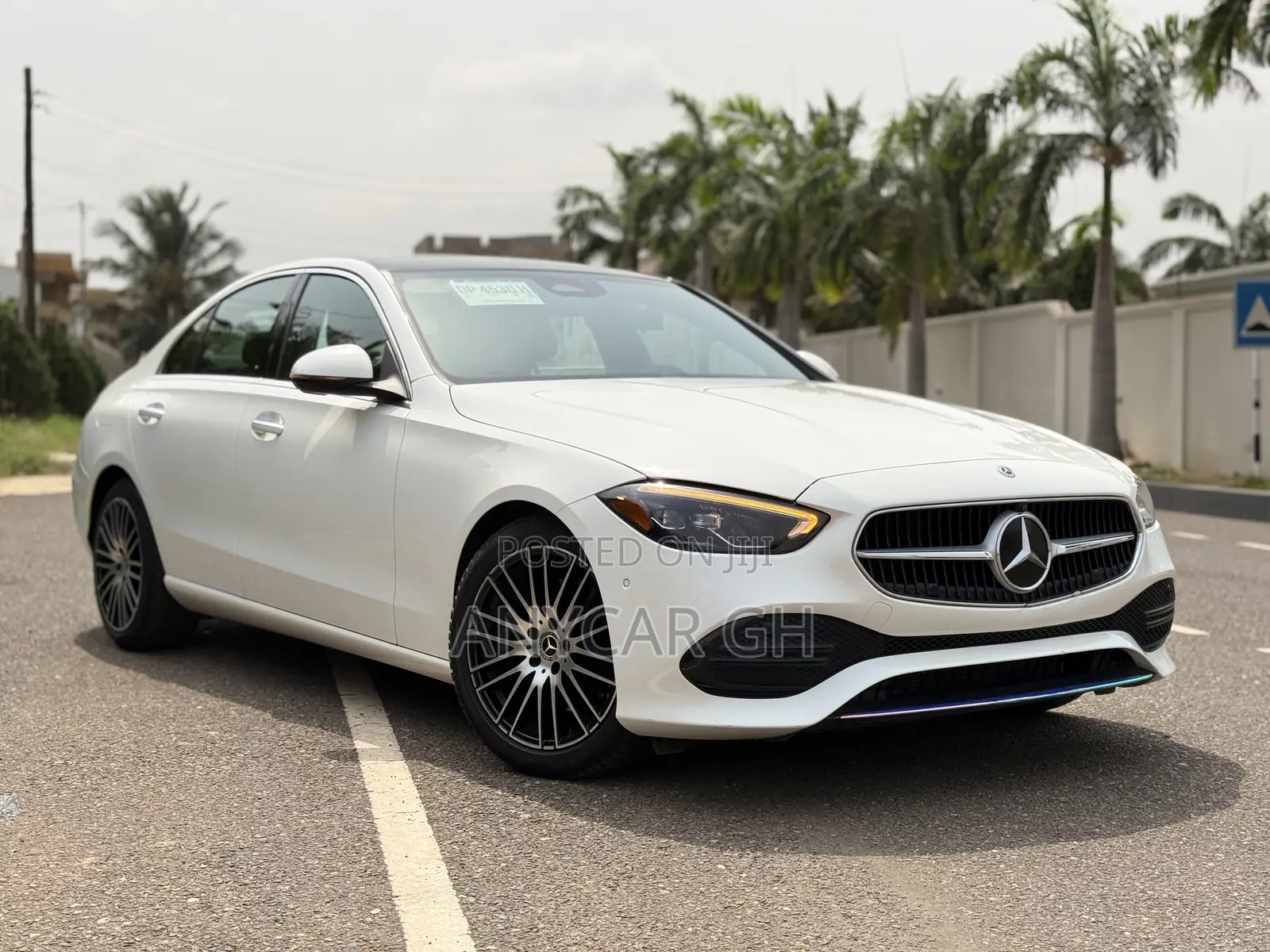 Mercedes-Benz C300 2024 White