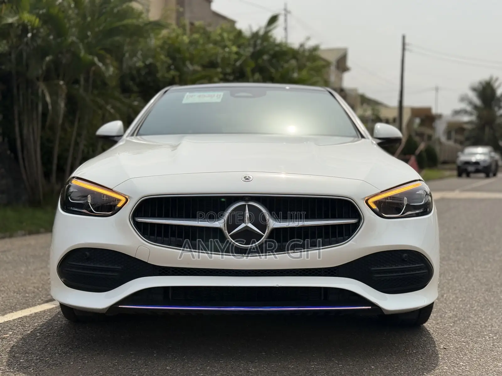 Mercedes-Benz C300 2024 White