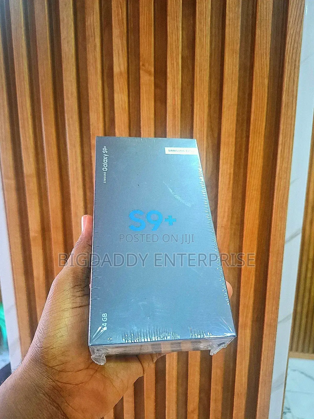 New Samsung Galaxy S9 Plus 128 GB Black