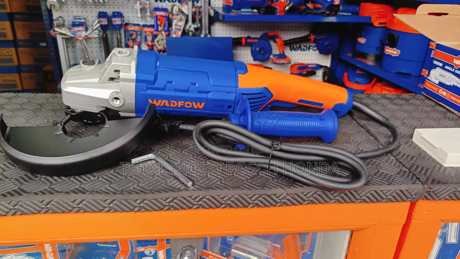 Wadfow 9 Inches Cutting Machine