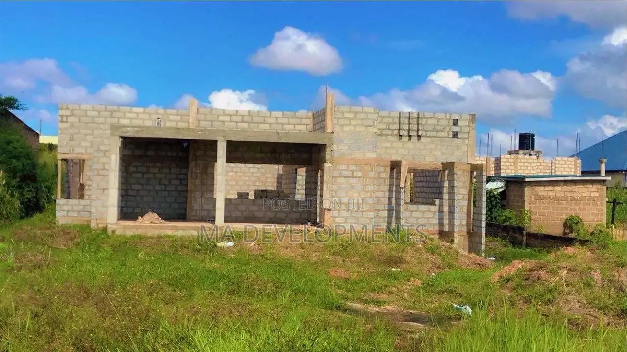 3bdrm House in Madev Realty, Kasoa for sale