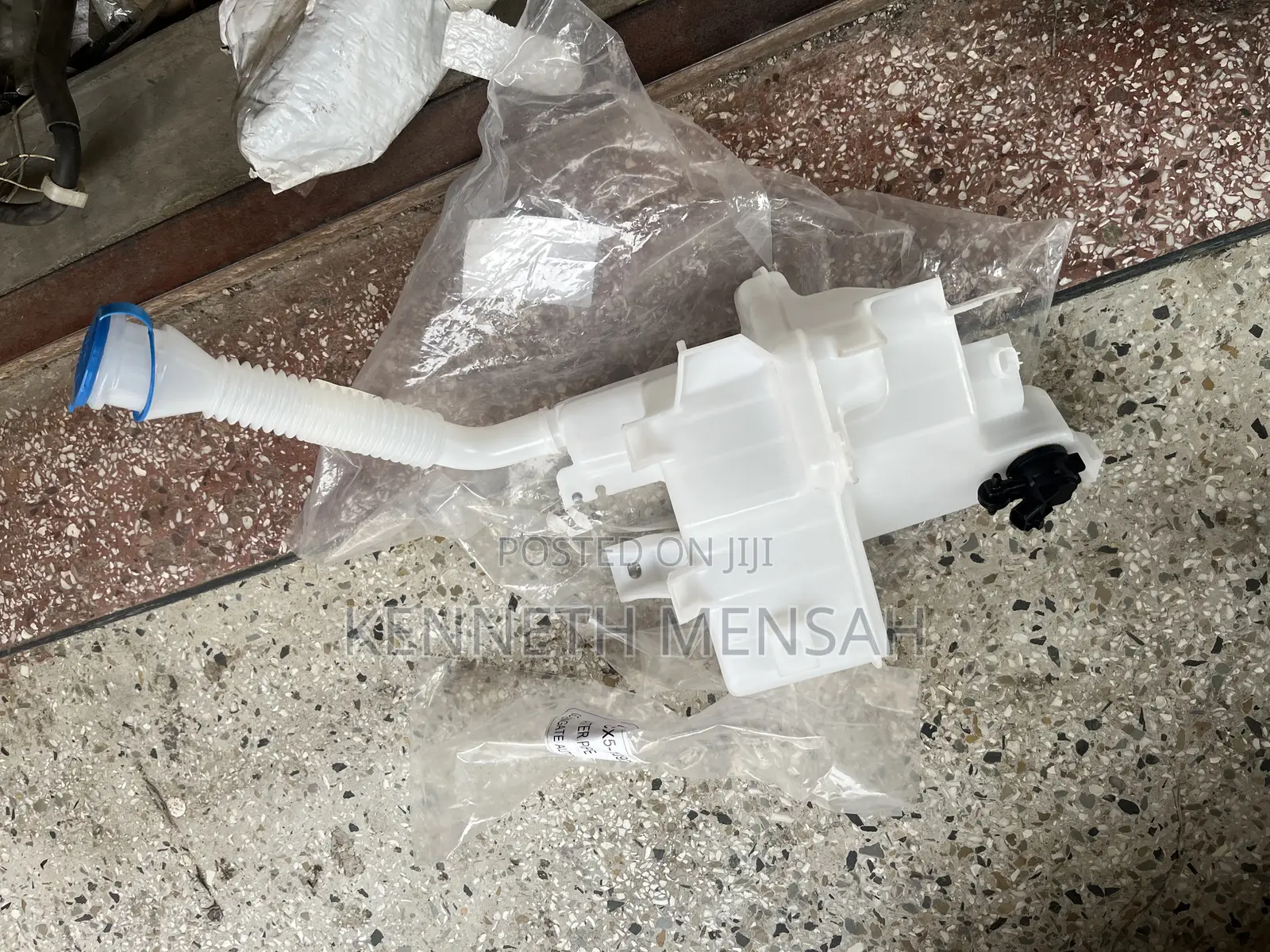 Mazda Cx Wiper Bottle