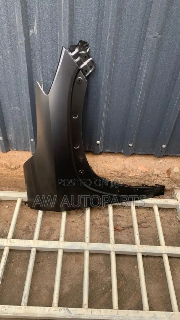 Toyota Cross 2021-2024 Fender Lh