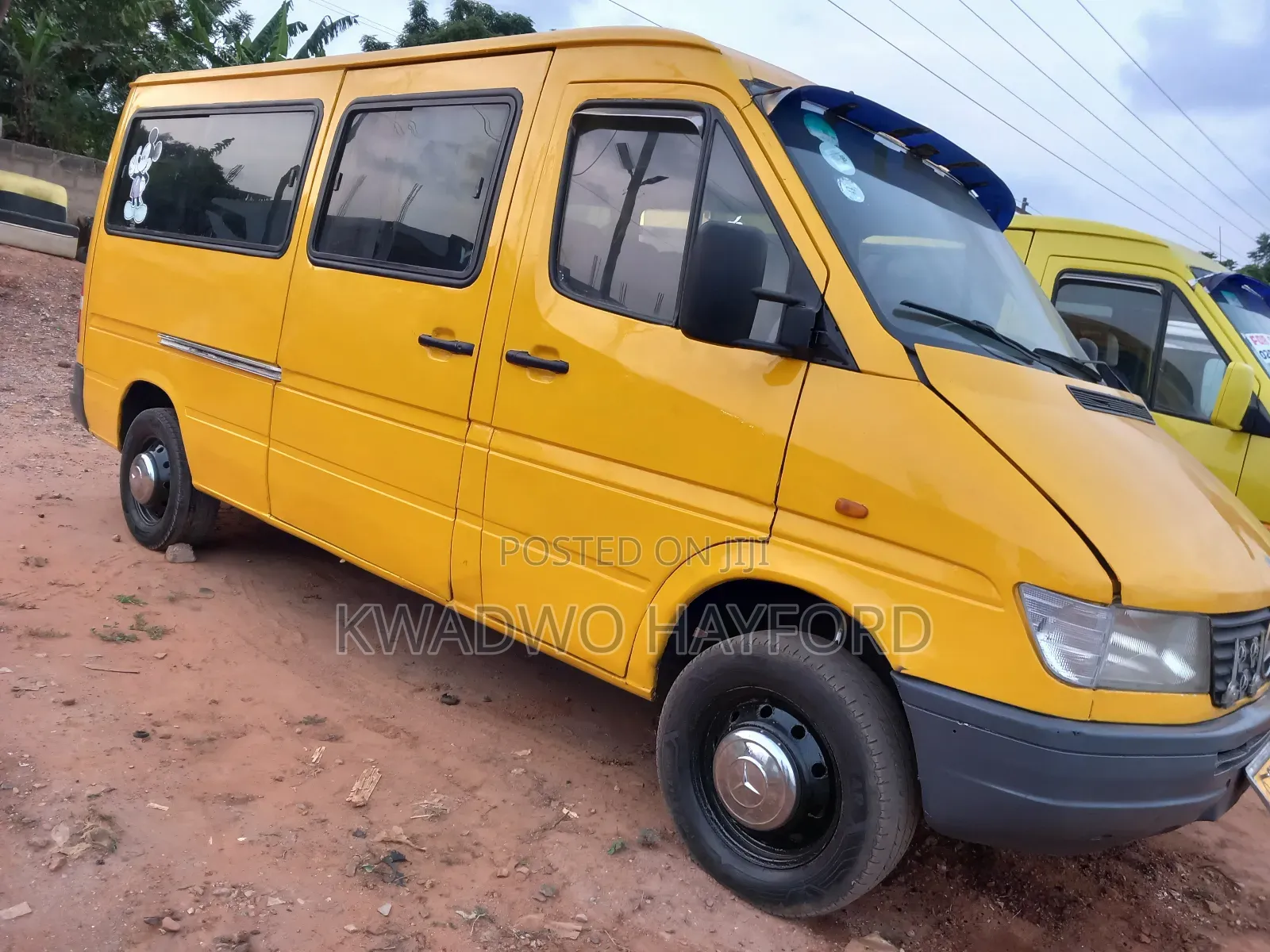 Mercedes-Benz Sprinter 2009 Yellow
