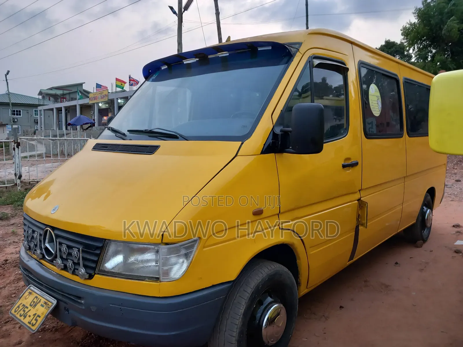 Mercedes-Benz Sprinter 2009 Yellow