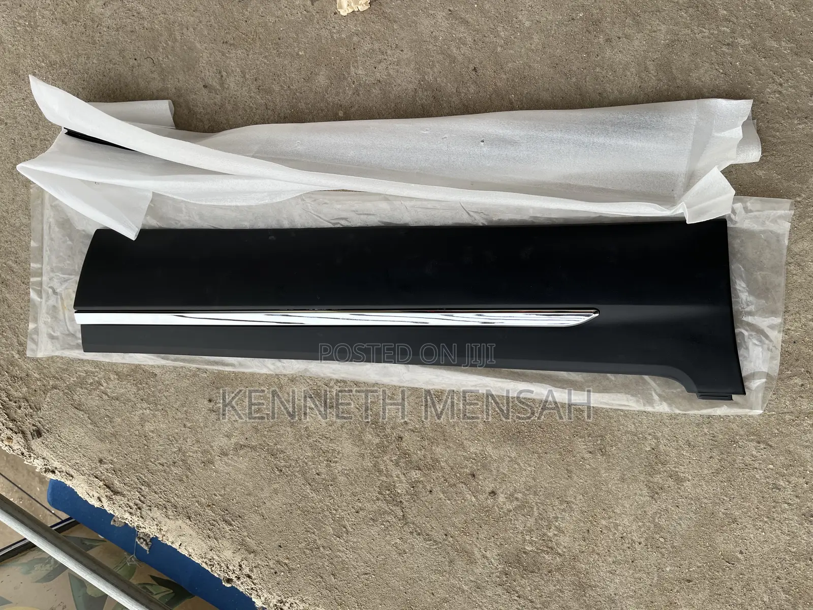 Honda Pilot 2023-2025 Back Door Moulding