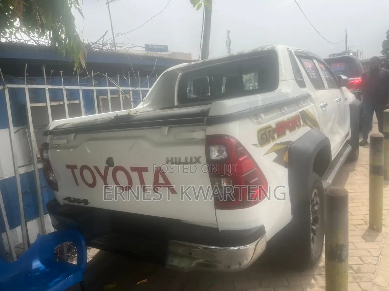 Toyota Hilux Revo Double Cab Petrol 2.7 AWD 2021 White