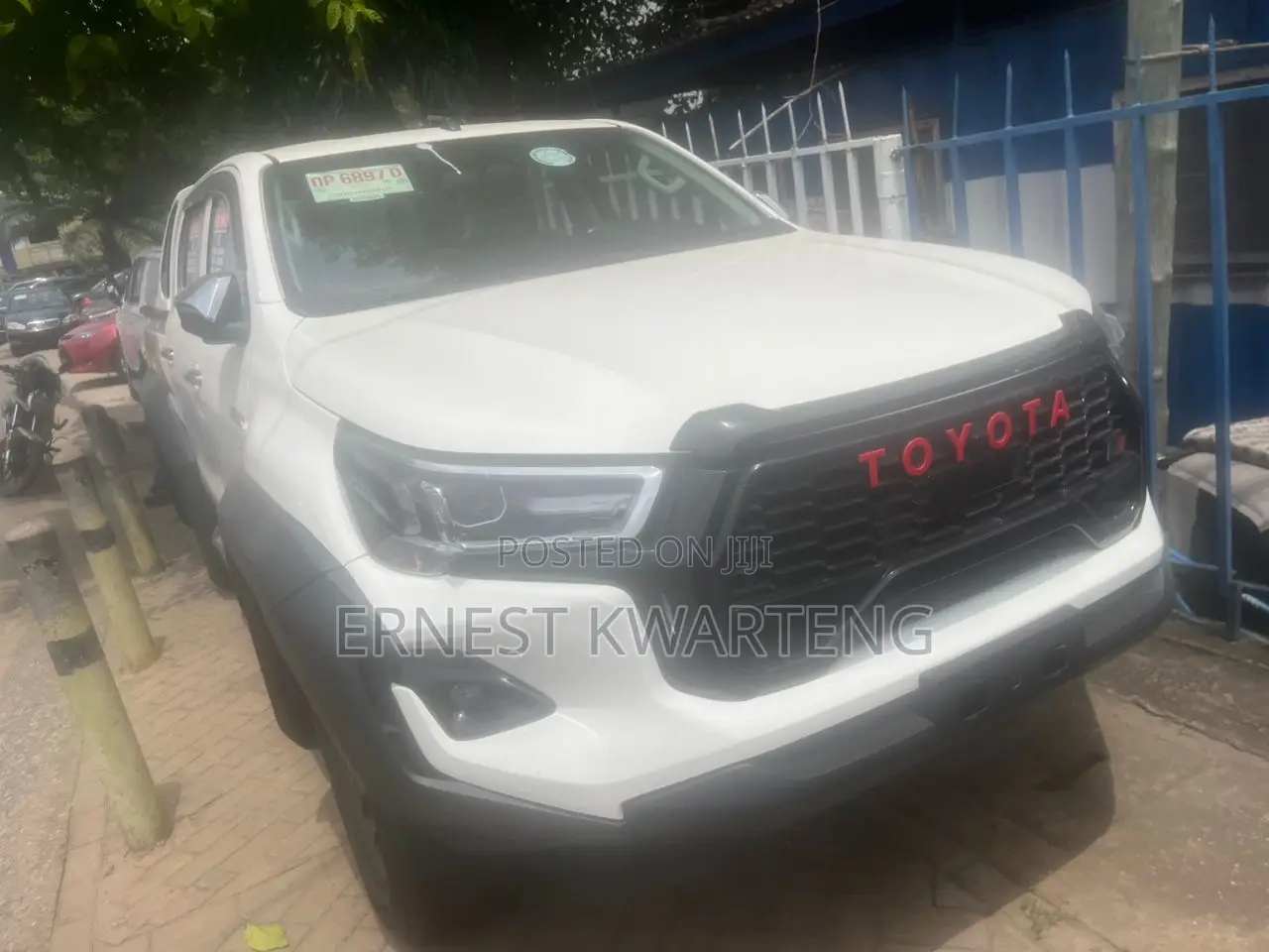 Toyota Hilux Revo Double Cab Petrol 2.7 AWD 2021 White