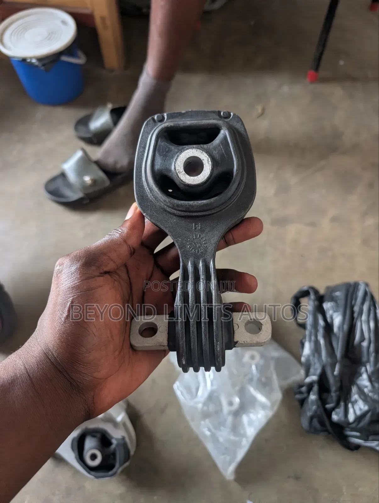 Honda CRV Cr-v 2012,2013,2014,2015,2016 Engine Seat / Mount