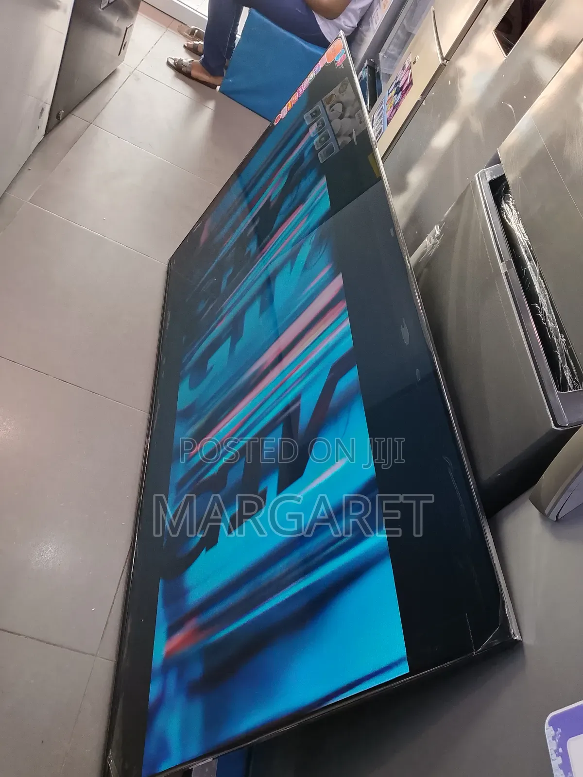 Roch 65 Inches Uhd Smart Television With Good Pictures
