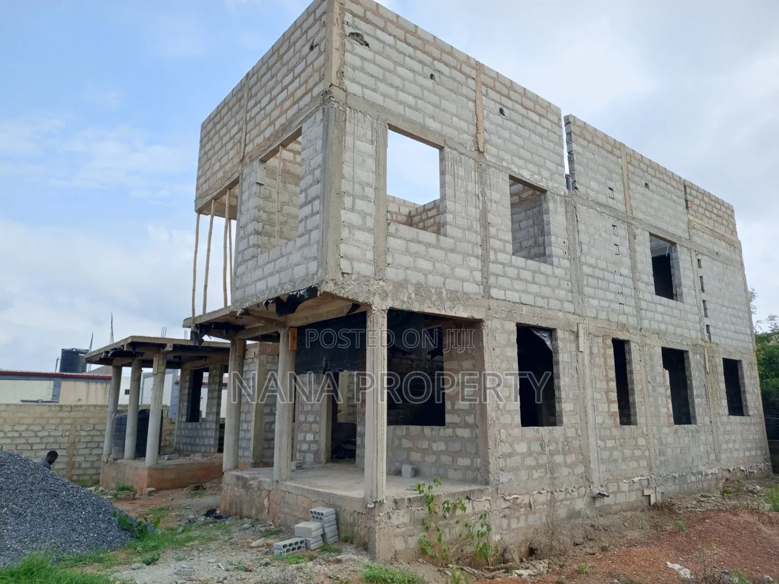 4bdrm House in Oyarifa for sale