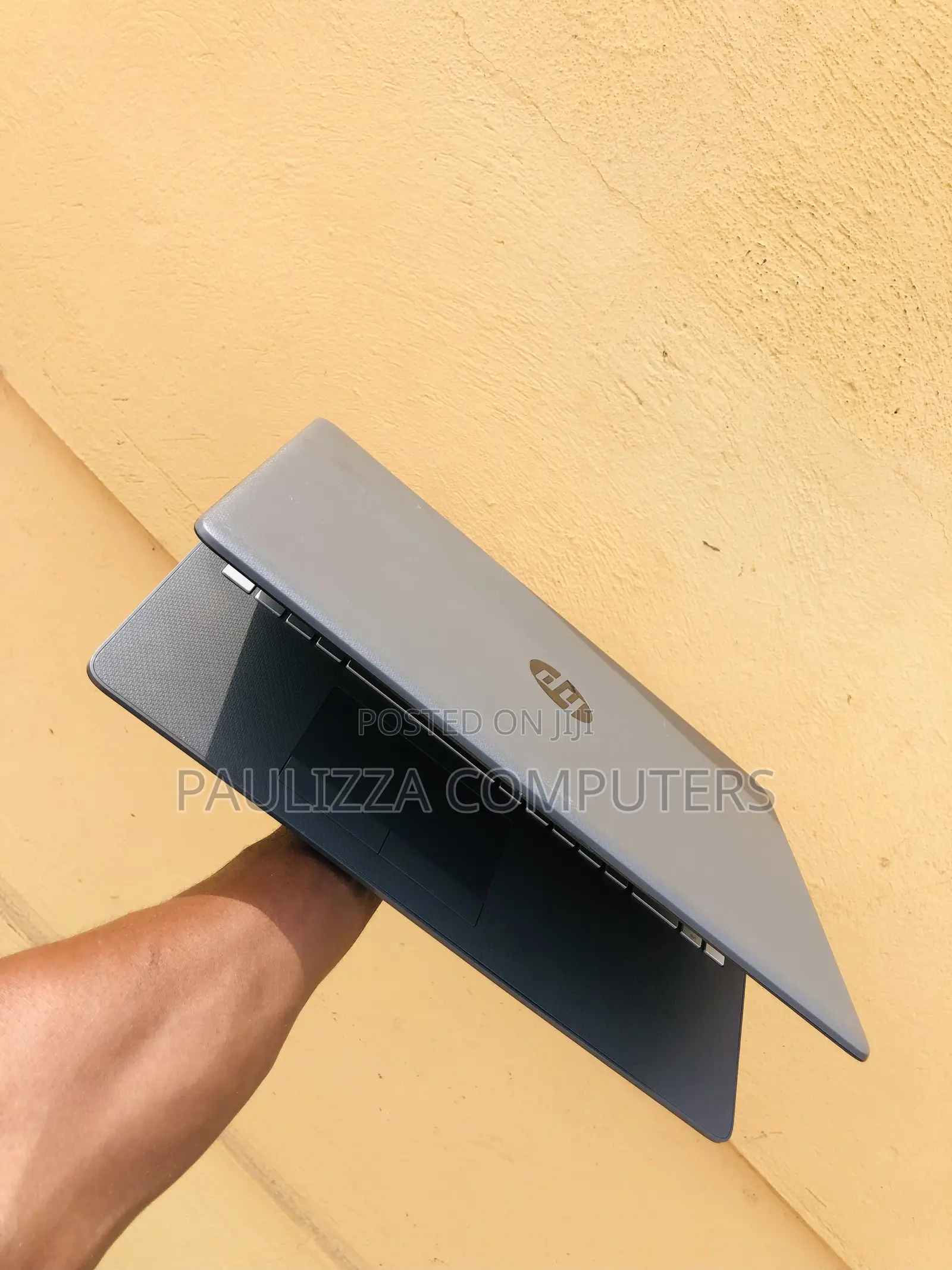 Laptop HP 255 G8 8GB AMD Ryzen 5 HDD+SSD 256GB