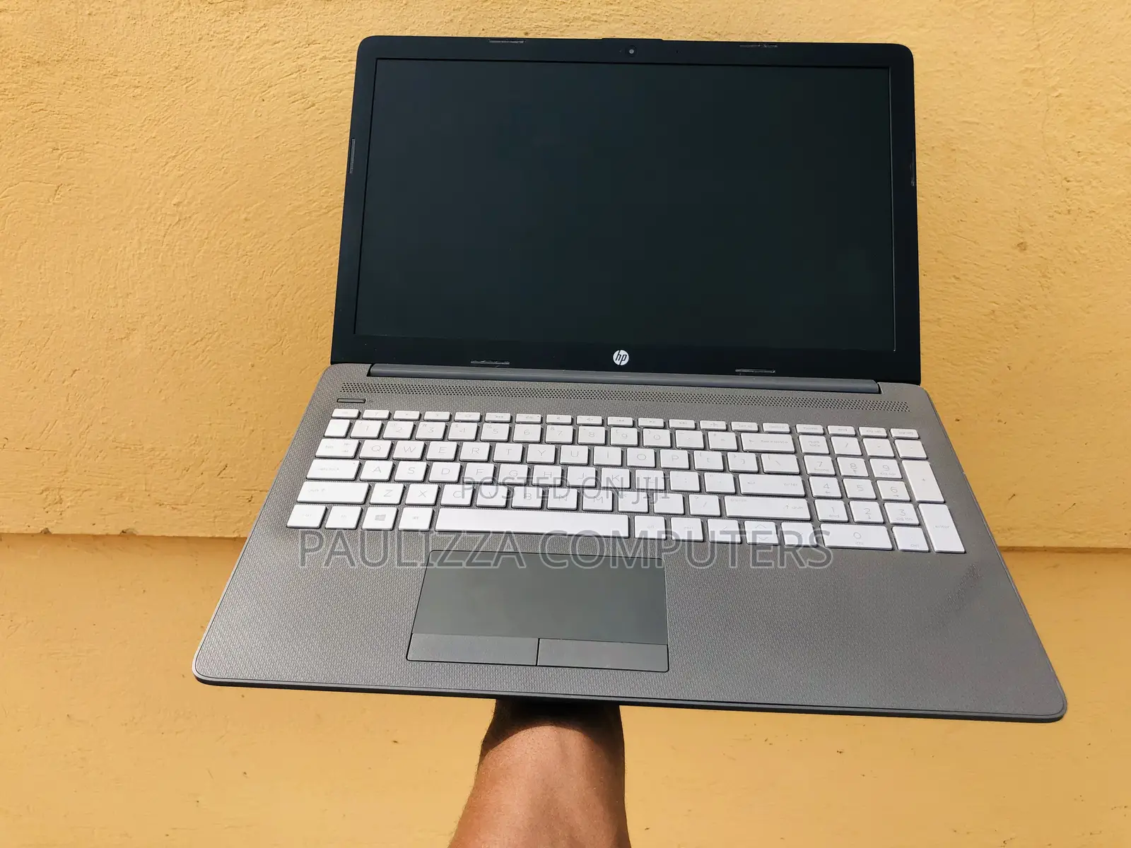 Laptop HP 255 G8 8GB AMD Ryzen 5 HDD+SSD 256GB