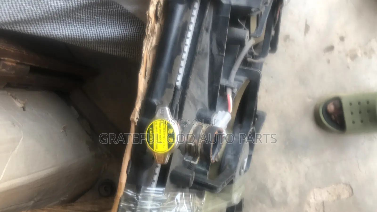 Toyota Voxy Water Tanks Available