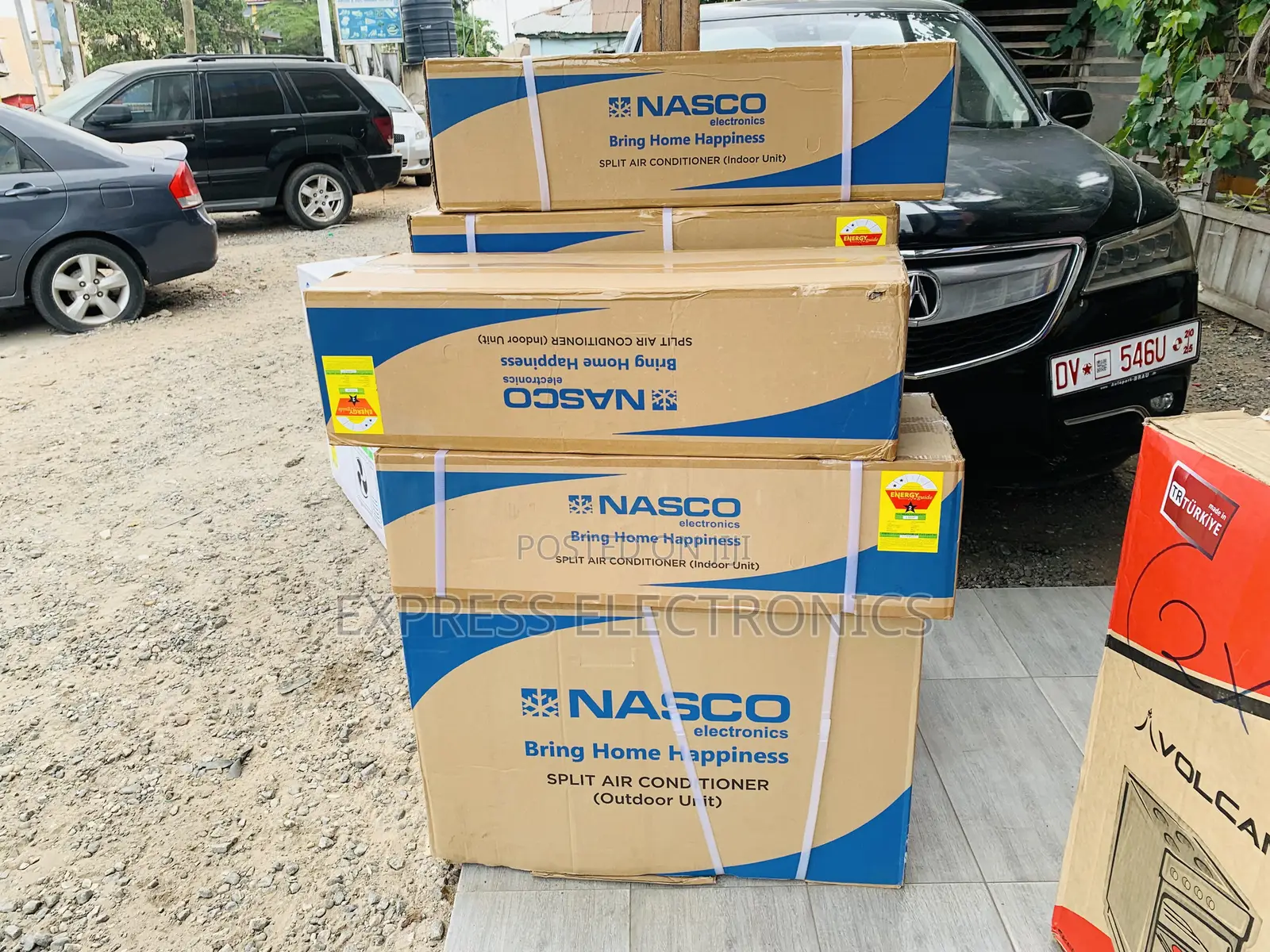 Newly Sealed in Box 1.5hp Black Nasco Air Conditioner